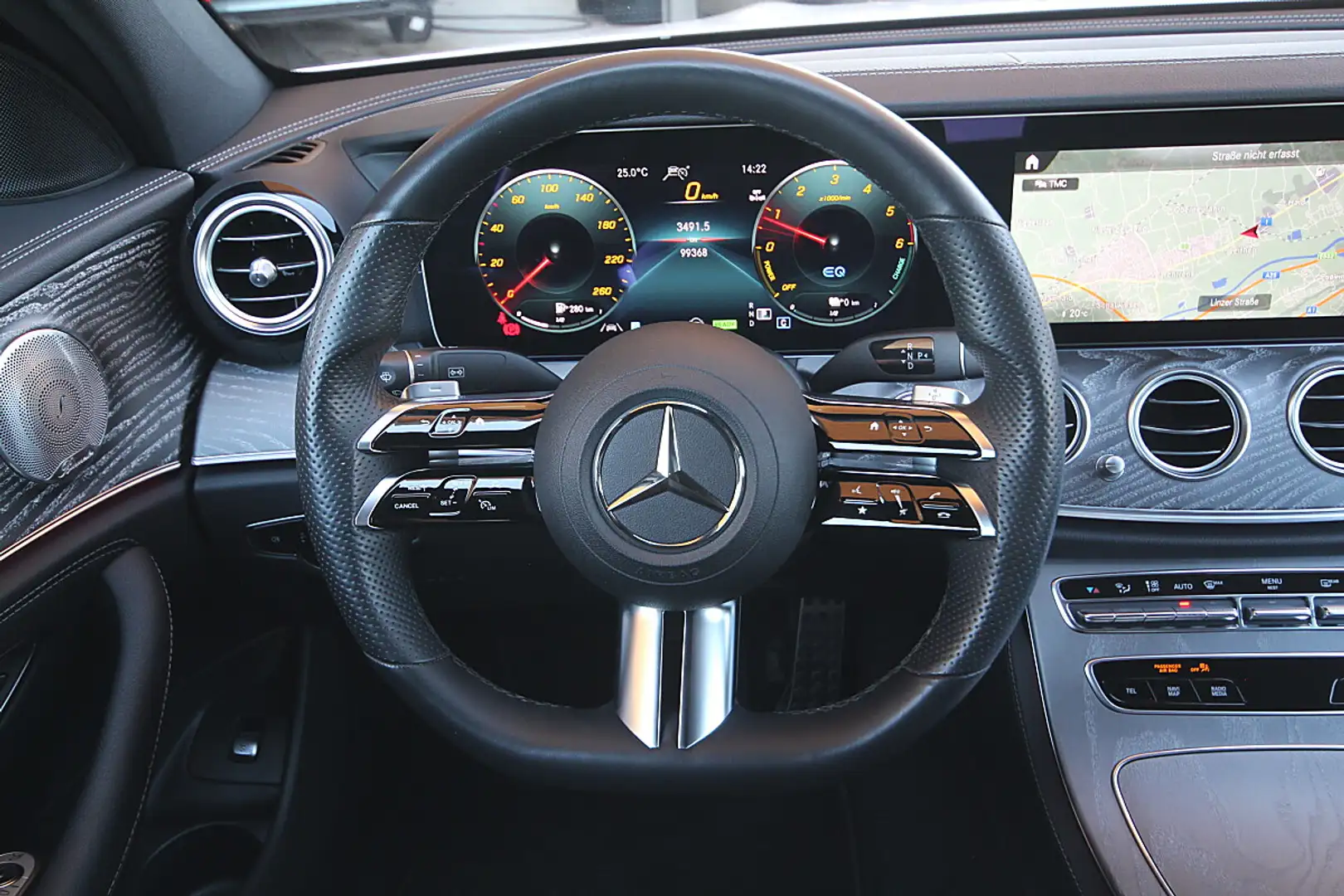 Mercedes-Benz E 300 de PHEV Aut. AMG LIne ACC Burmester LED Kamera ... Weiß - 2