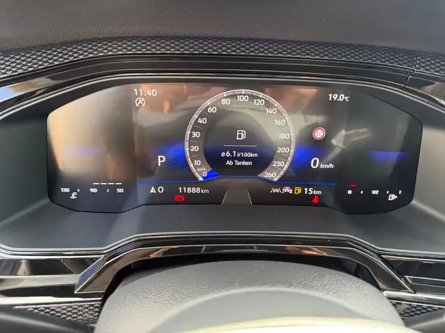 Volkswagen Polo view 12