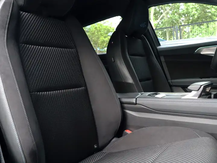 Renault Espace 2024, foto 18