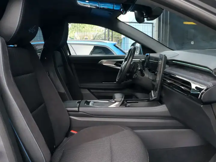 Renault Espace 2024, foto 17