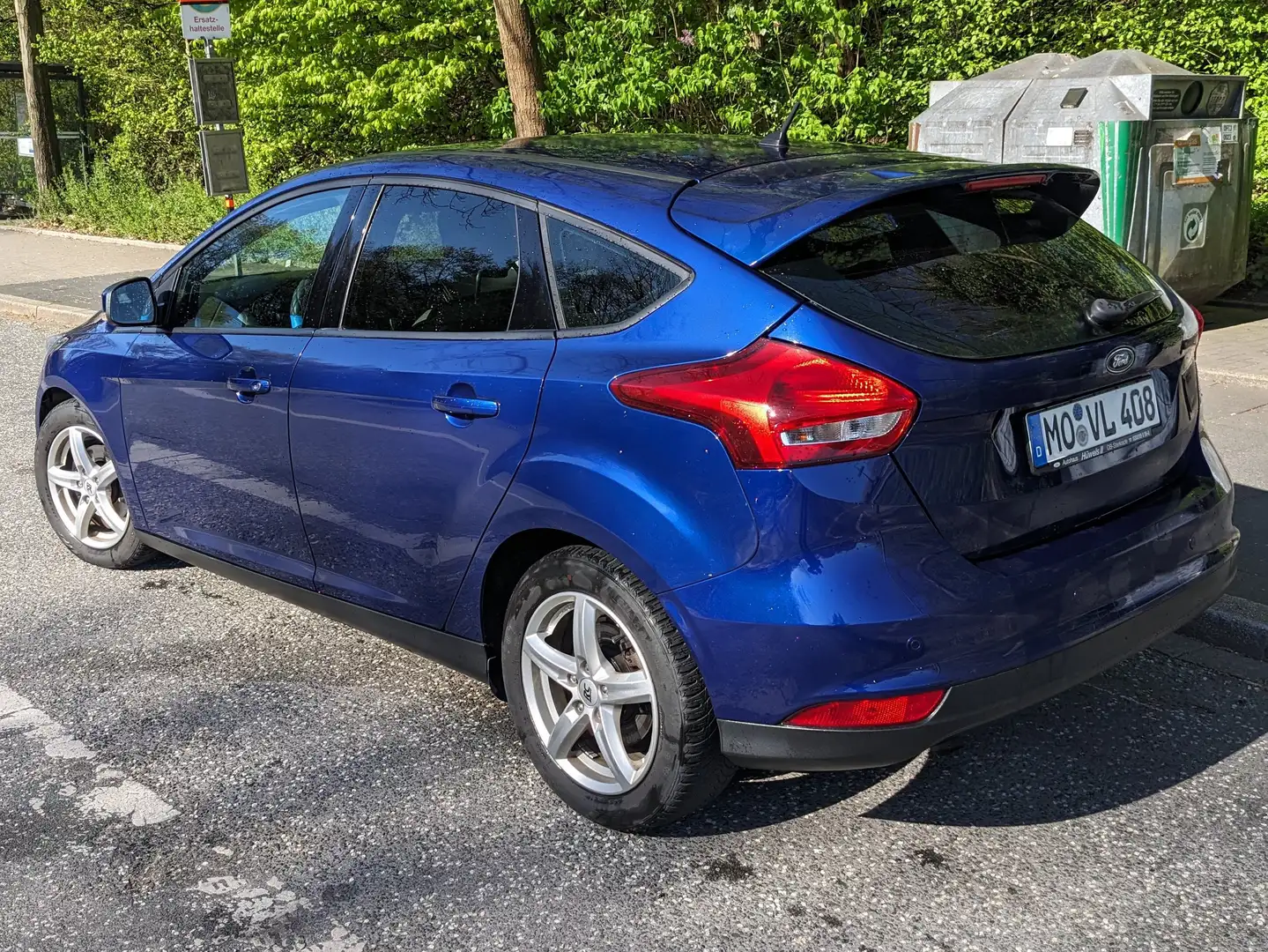 Ford Focus Focus 1.5 TDCi DPF Start-Stopp-System Blau - 2