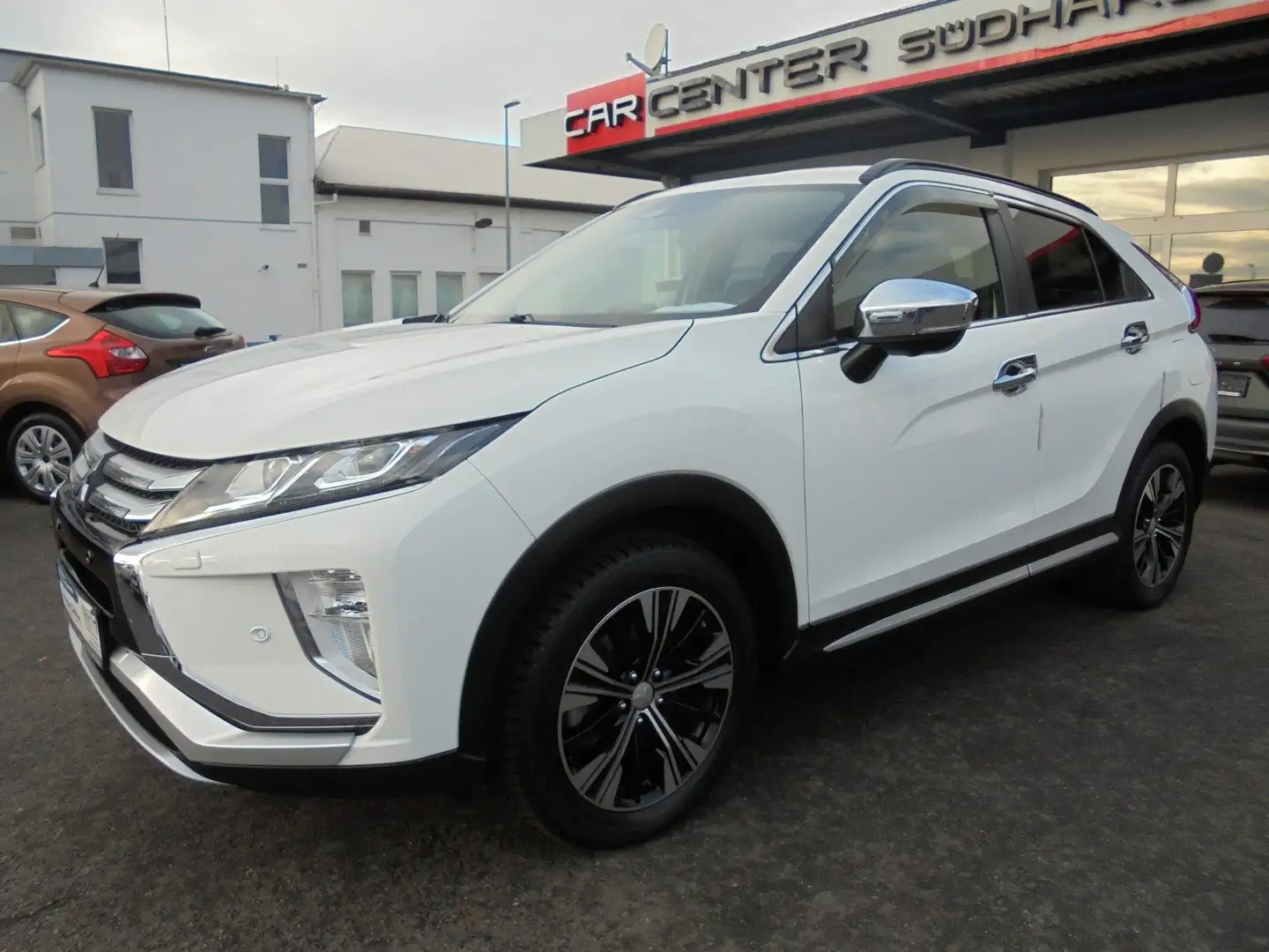 Mitsubishi Eclipse Cross Intro Edition 2WD Wit - 2