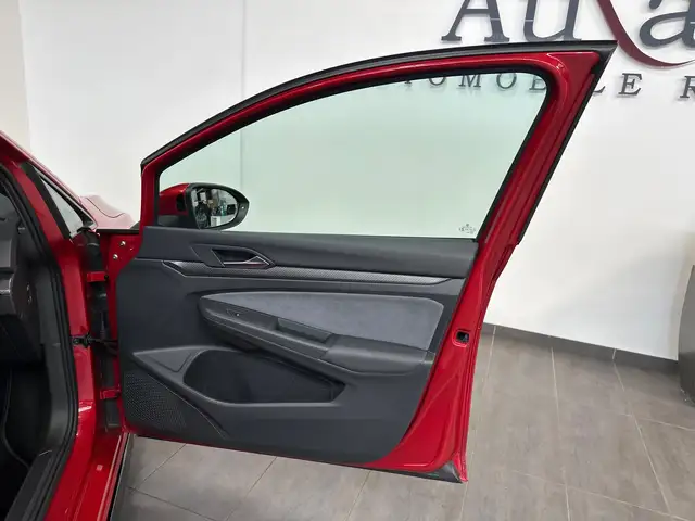 Volkswagen Golf view 7