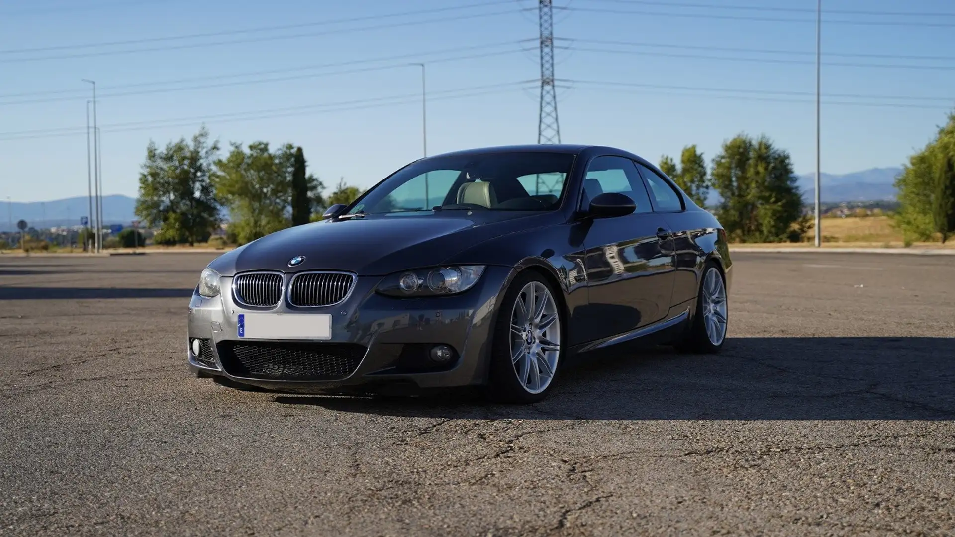 BMW 335 335i Coupé Gris - 1