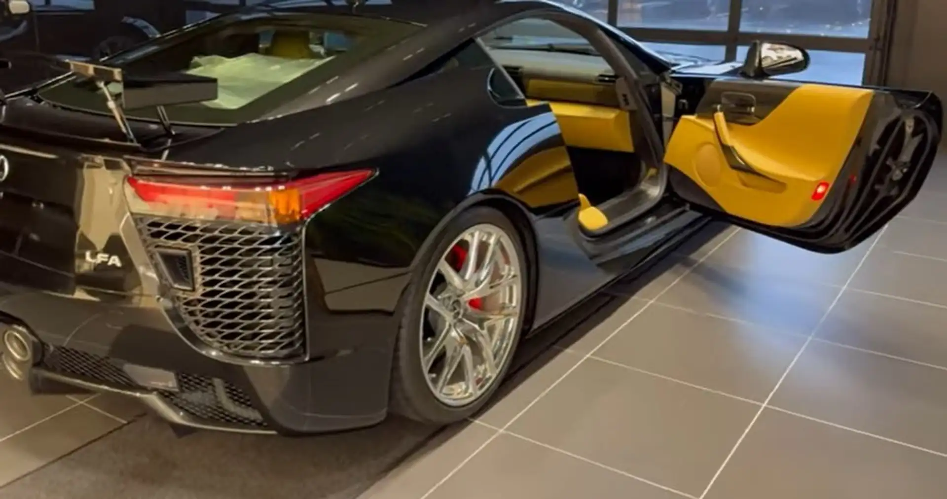 Lexus LFA 4.8 V10 Coupe Fekete - 1