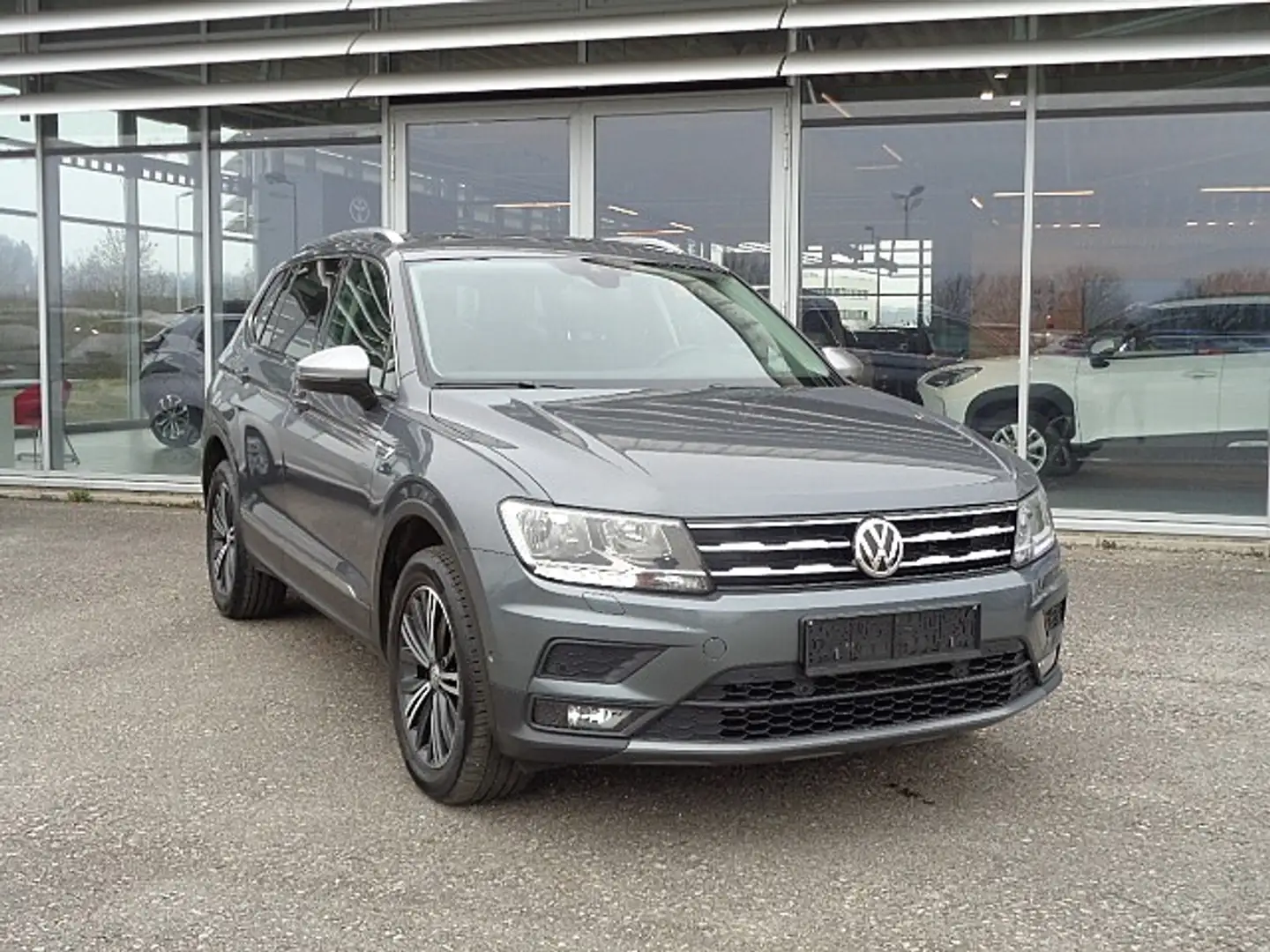 Volkswagen Tiguan Allspace 2,0 TDI SCR DSG Allspace *Navi *AHK Grau - 1