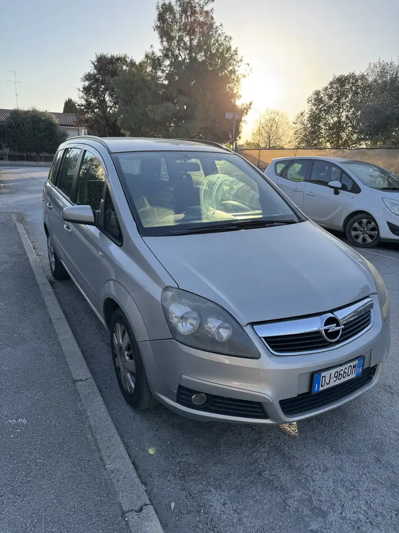 Opel Zafira 1.6 Cosmo ecoM 94cv - 1