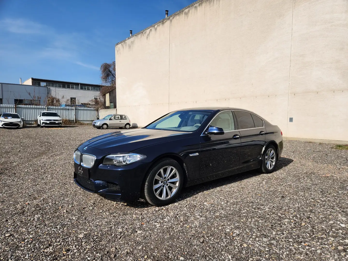 BMW 530 d xDrive Schiebedach / Head Up Blau - 1