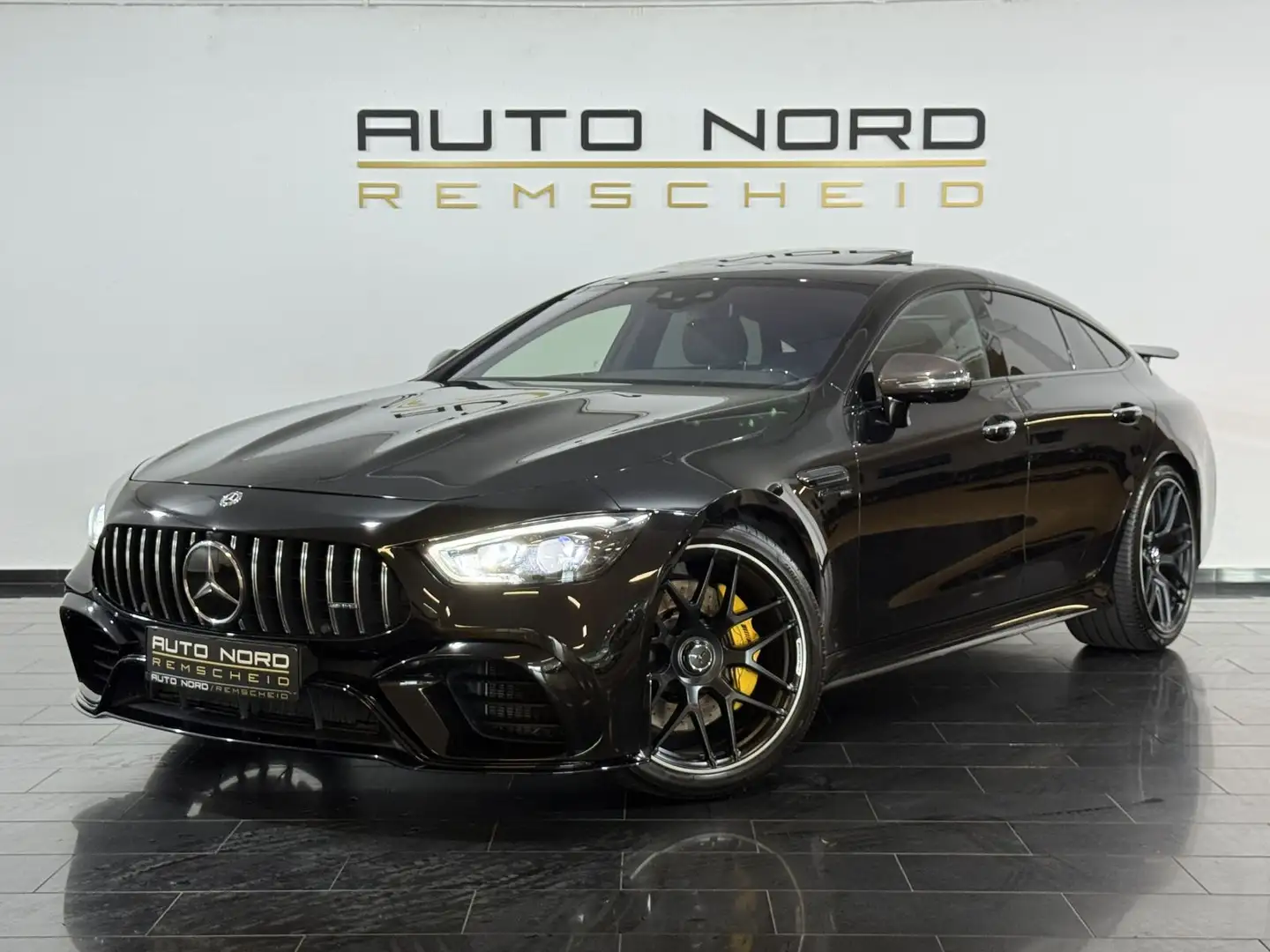 Mercedes-Benz AMG GT 63S 4Matic*Aero*S.Dach*Carbon*360°*KeyGo* Schwarz - 1