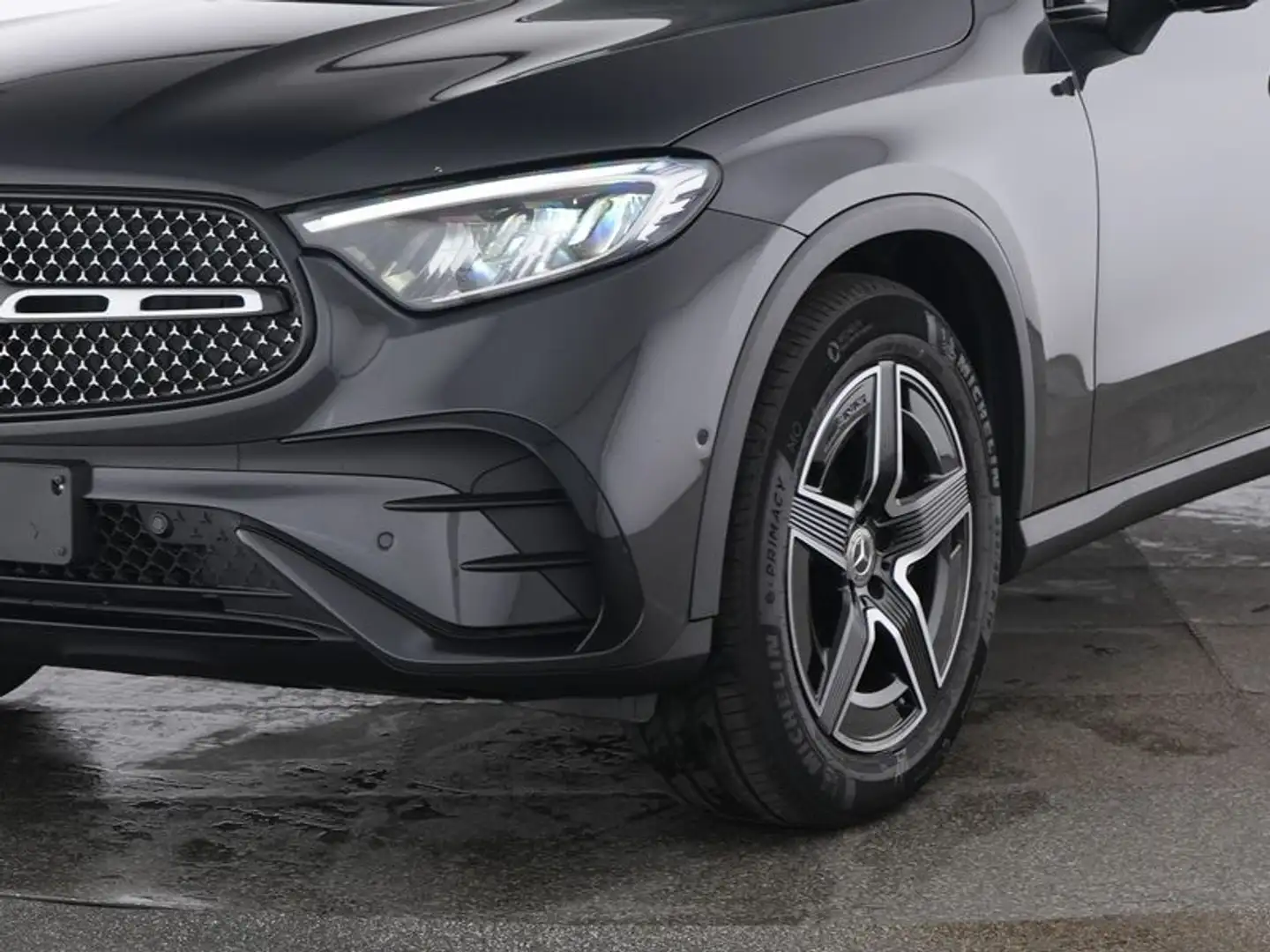 Mercedes-Benz GLC 220 d 4MATIC AMG, AHV,Fahrassistenz Plus Grau - 2