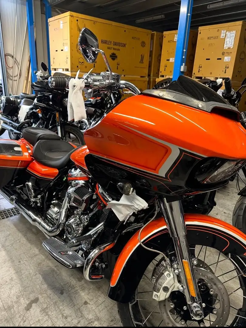 Harley-Davidson Road Glide C.V.O - 1
