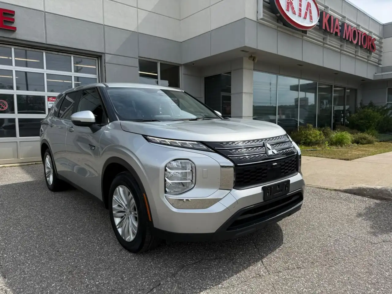 2023 Mitsubishi Outlander