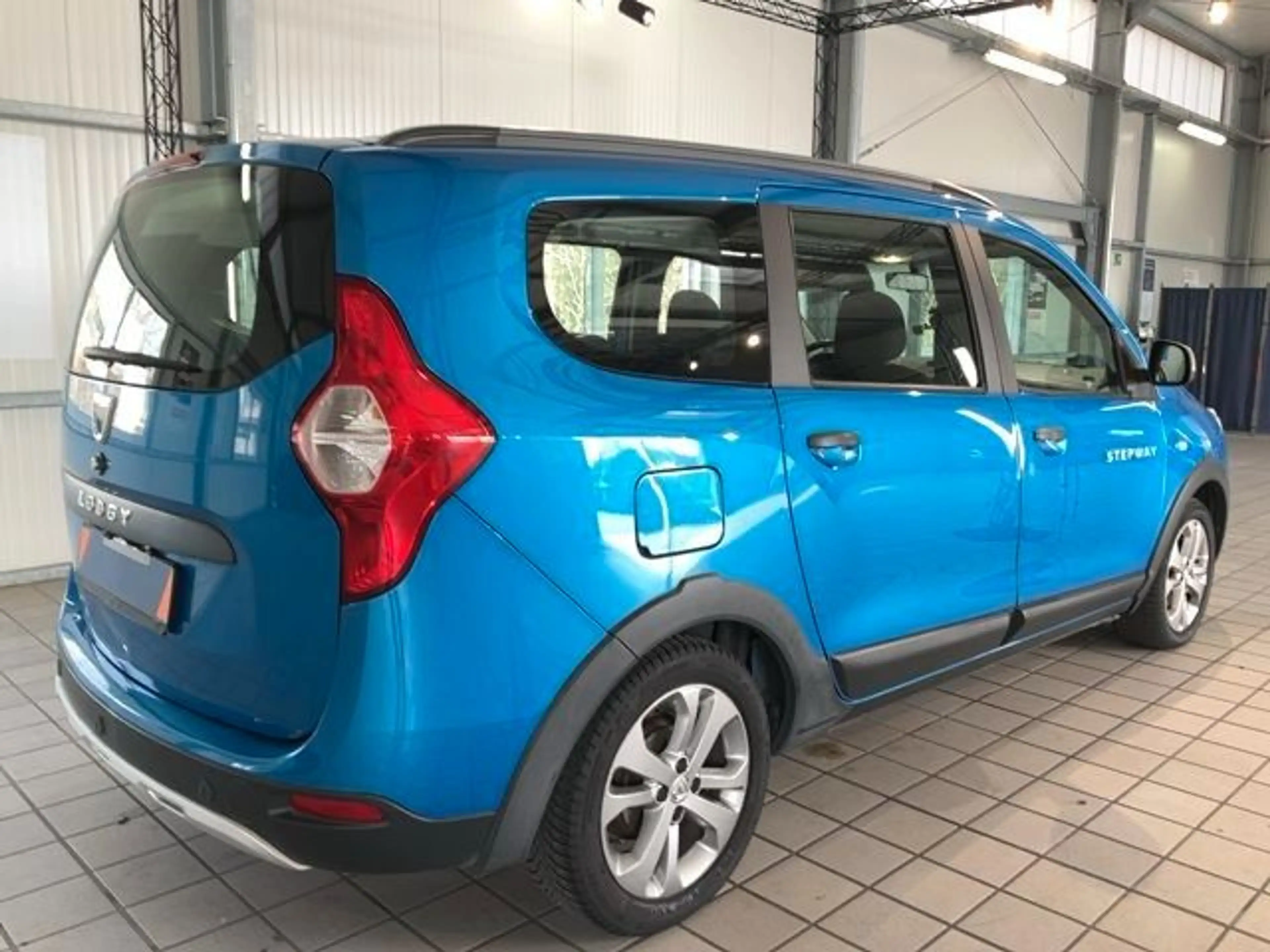 Dacia Lodgy Stepway — photo 5