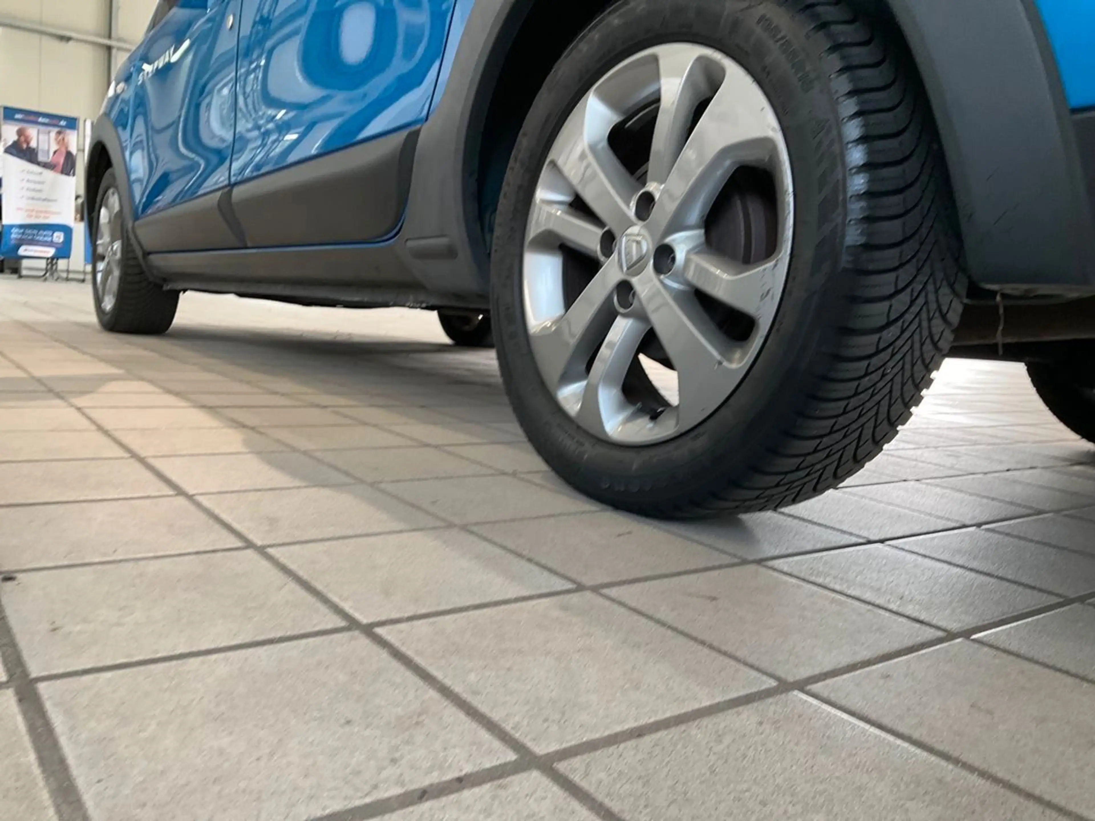 Dacia Lodgy Stepway — photo 11