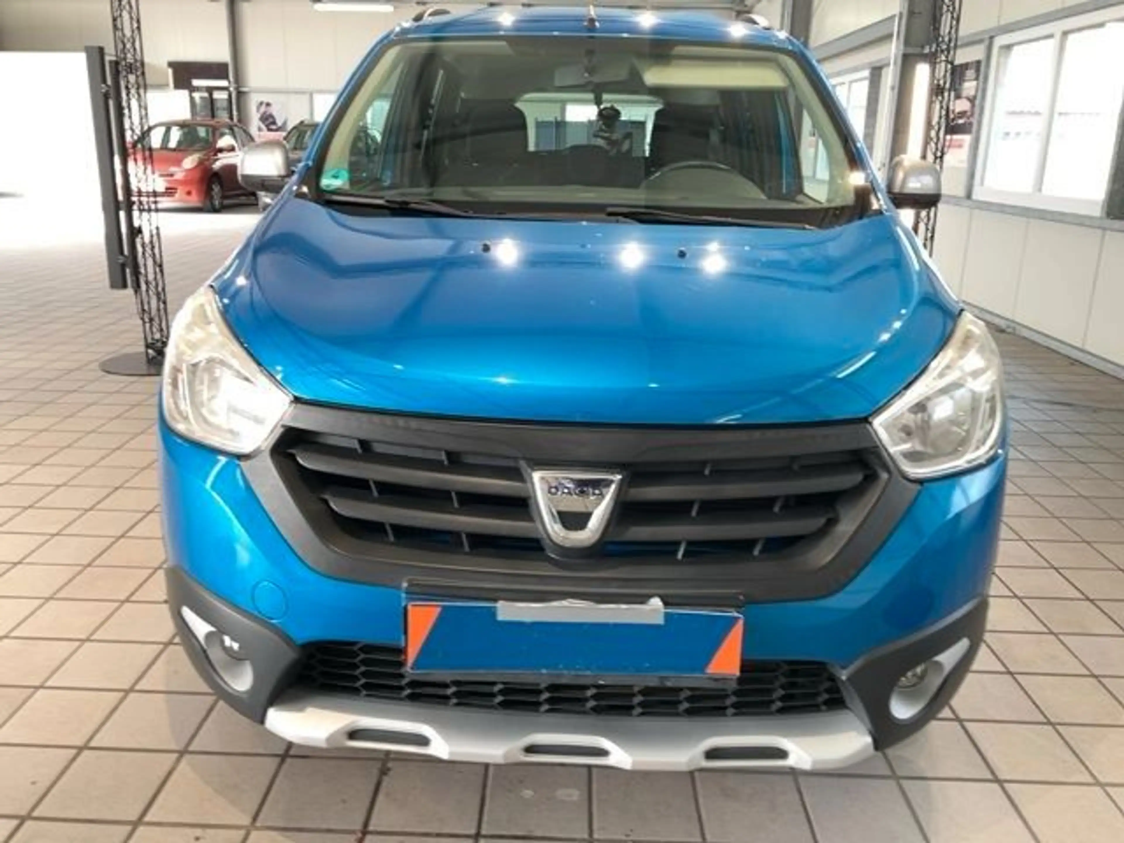 Dacia Lodgy Stepway — photo 2