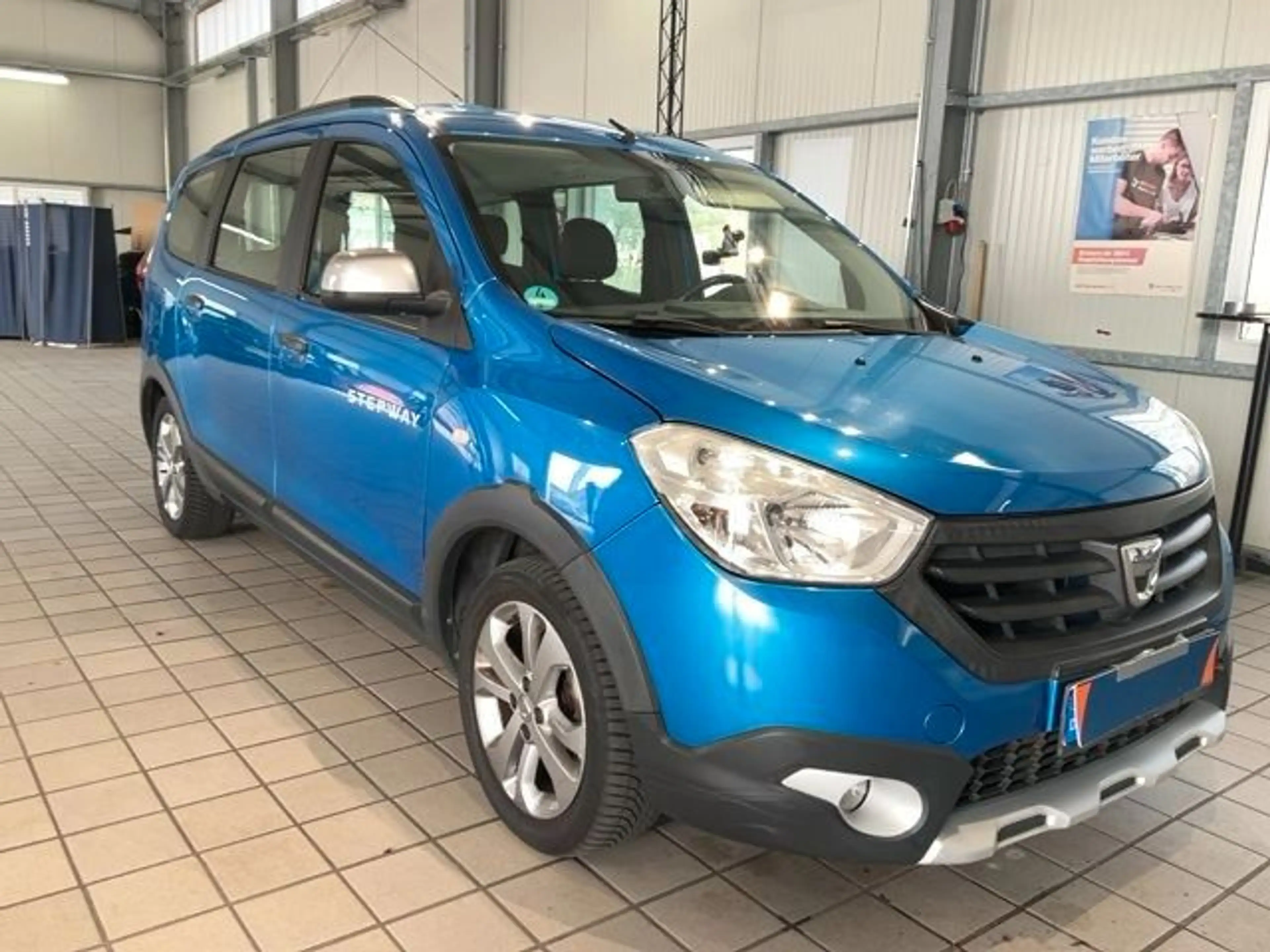 Dacia Lodgy Stepway — photo 3