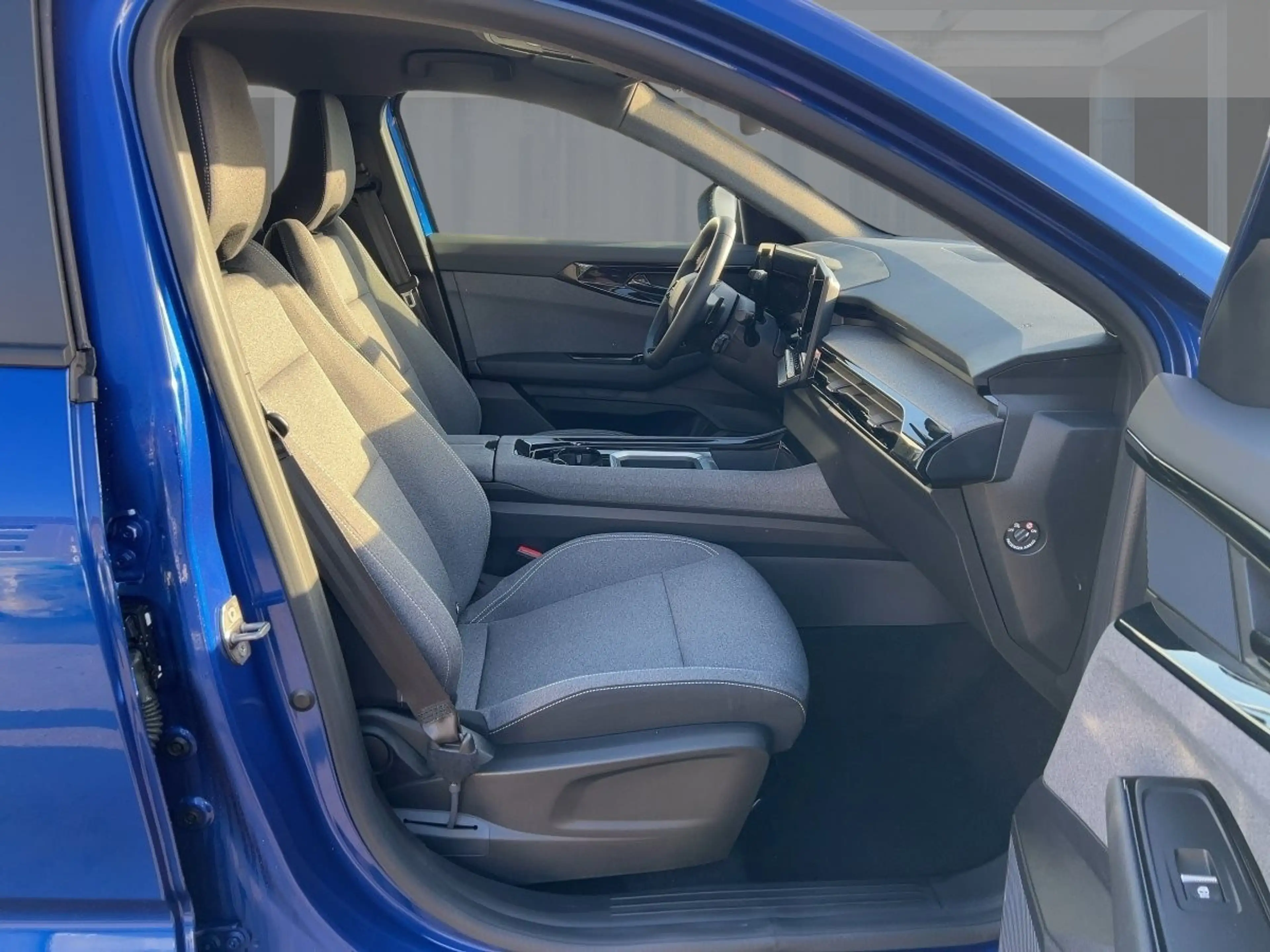 Renault Austral Evolution Mild Hybrid 160 Automatik — photo 8
