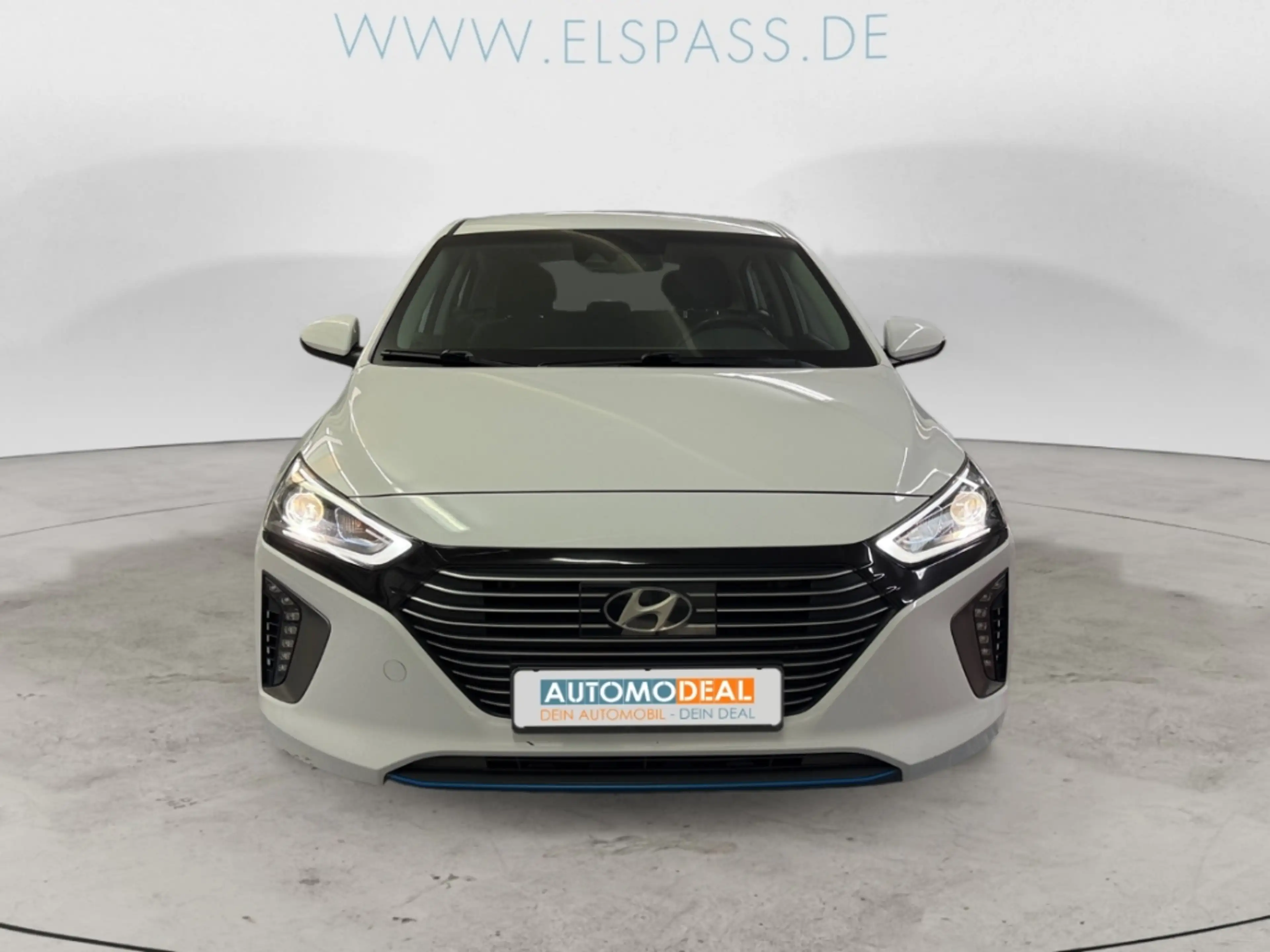 Hyundai IONIQ Style MHEV AUTOMATIK NAV XENON KAMERA ACC SITZ.HZG — photo 3