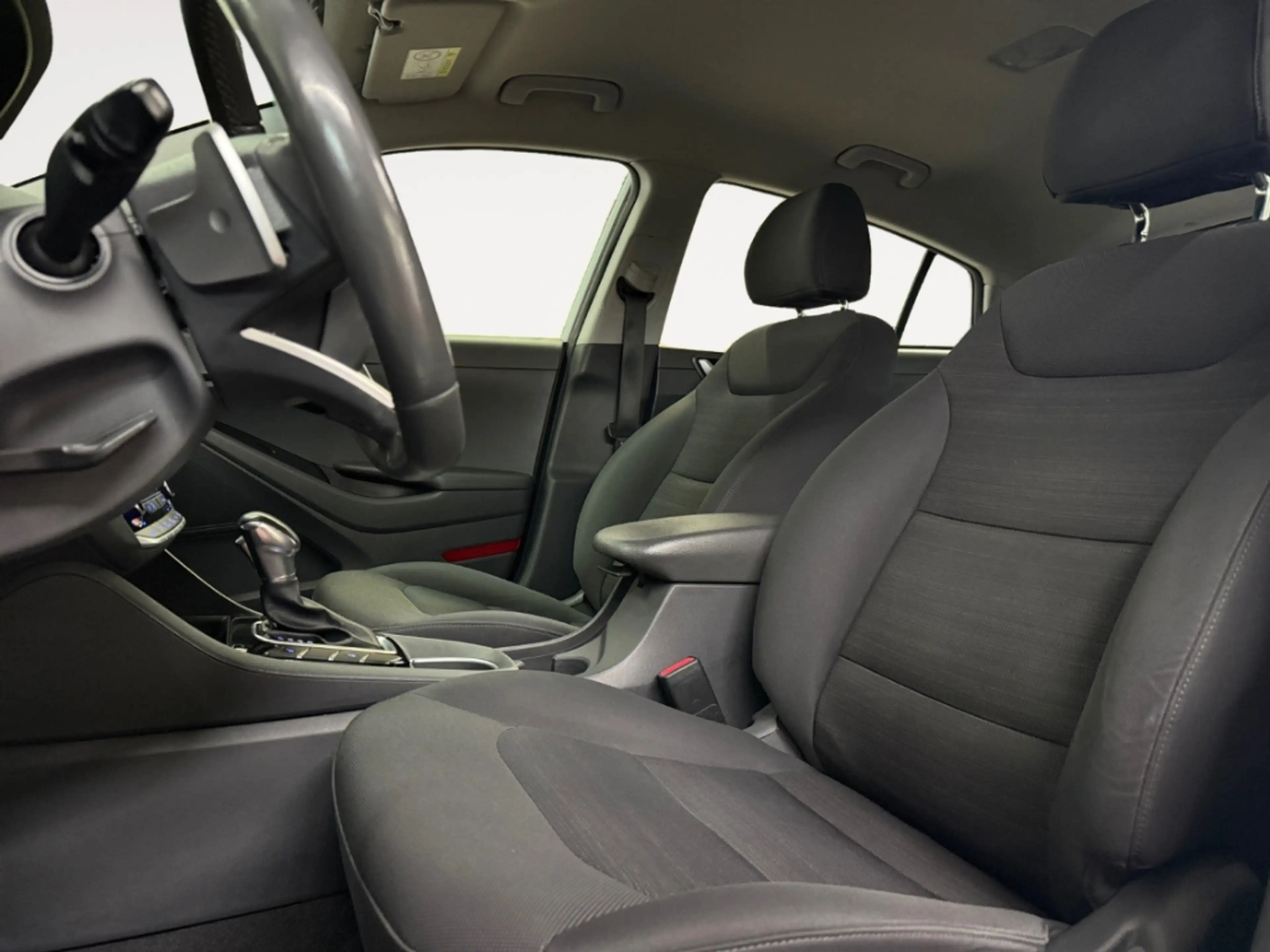 Hyundai IONIQ Style MHEV AUTOMATIK NAV XENON KAMERA ACC SITZ.HZG — photo 9