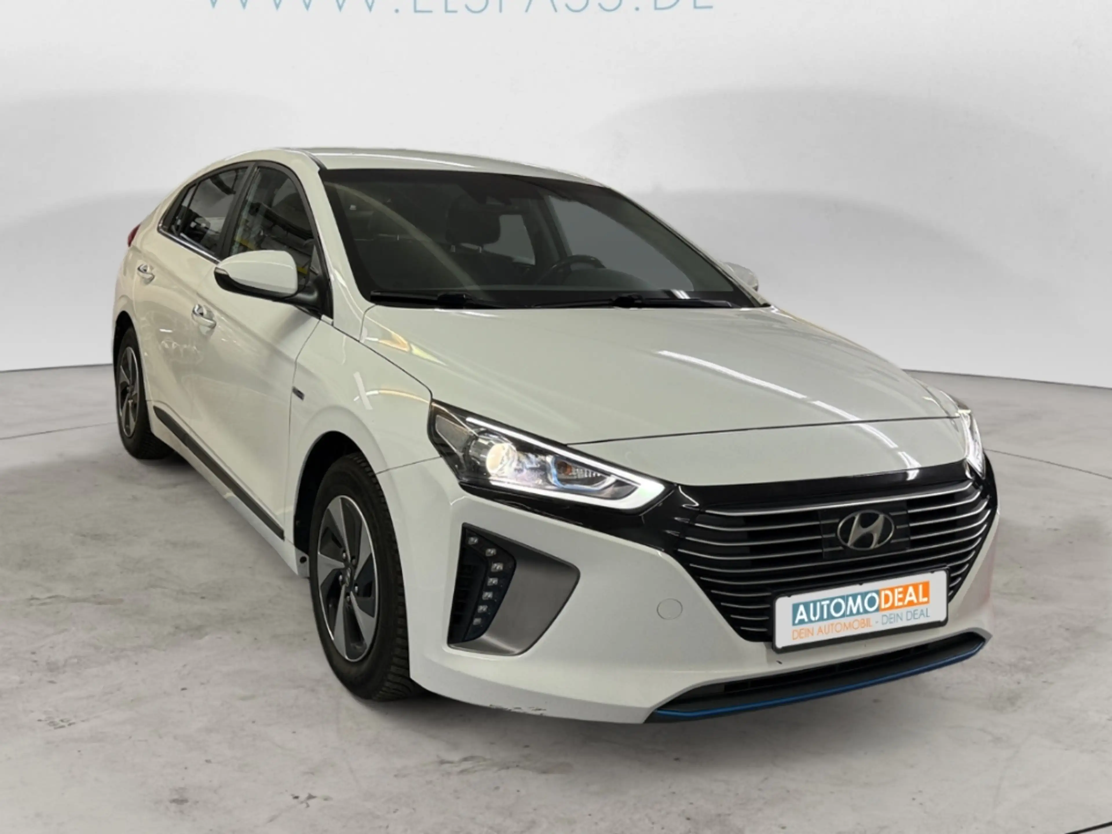 Hyundai IONIQ Style MHEV AUTOMATIK NAV XENON KAMERA ACC SITZ.HZG — photo 4