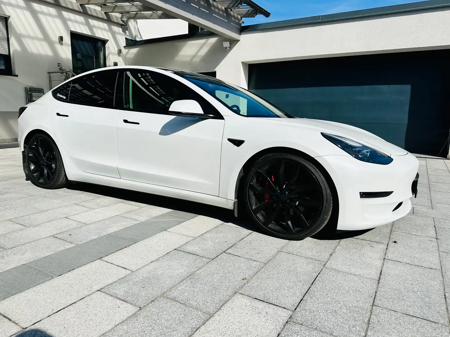 Tesla Model 3 Performance Facelift | Matrix LED | TOP Weiß - 1