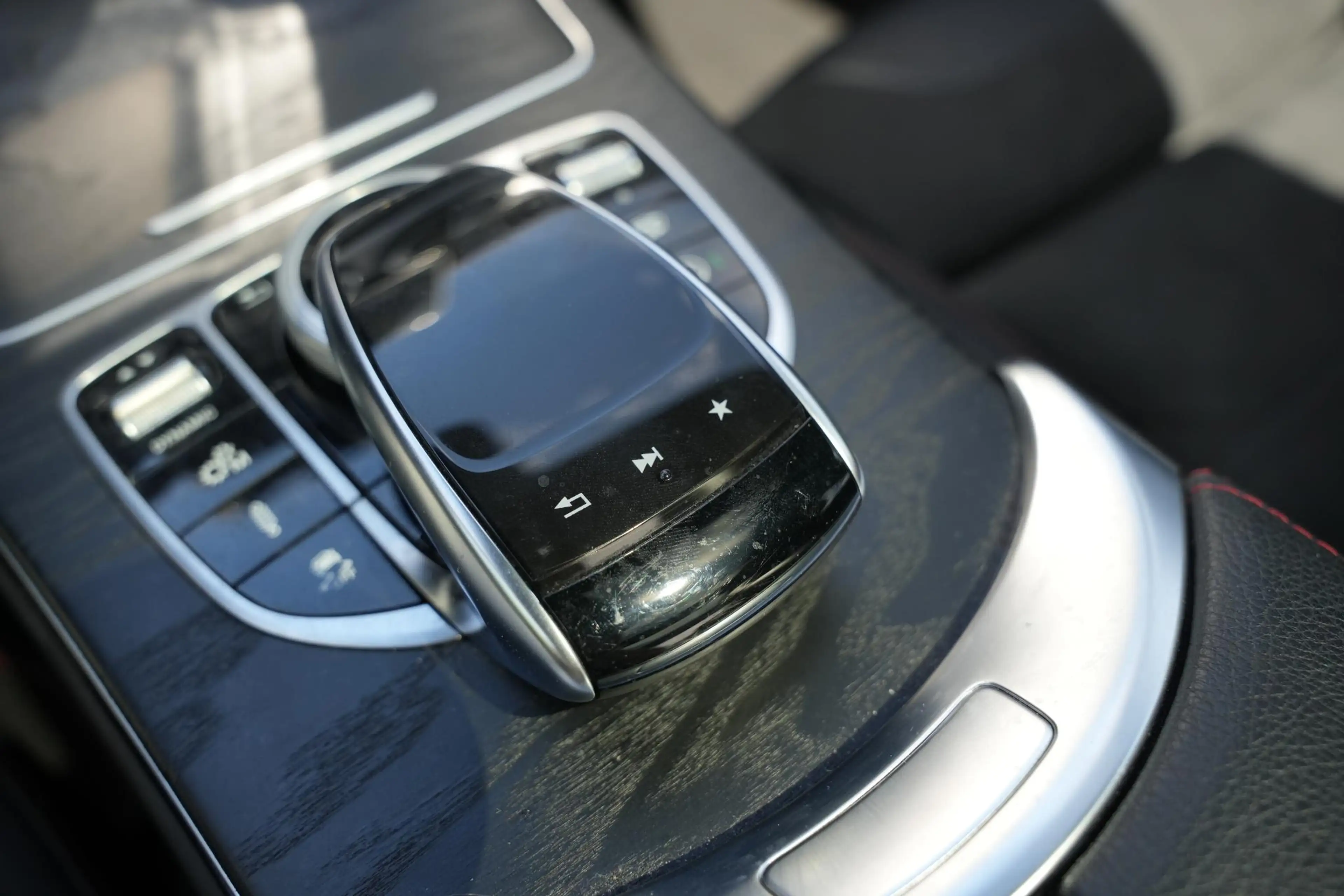 Mercedes-Benz C 43 AMG 4MATIC Pano 367PK — photo 39
