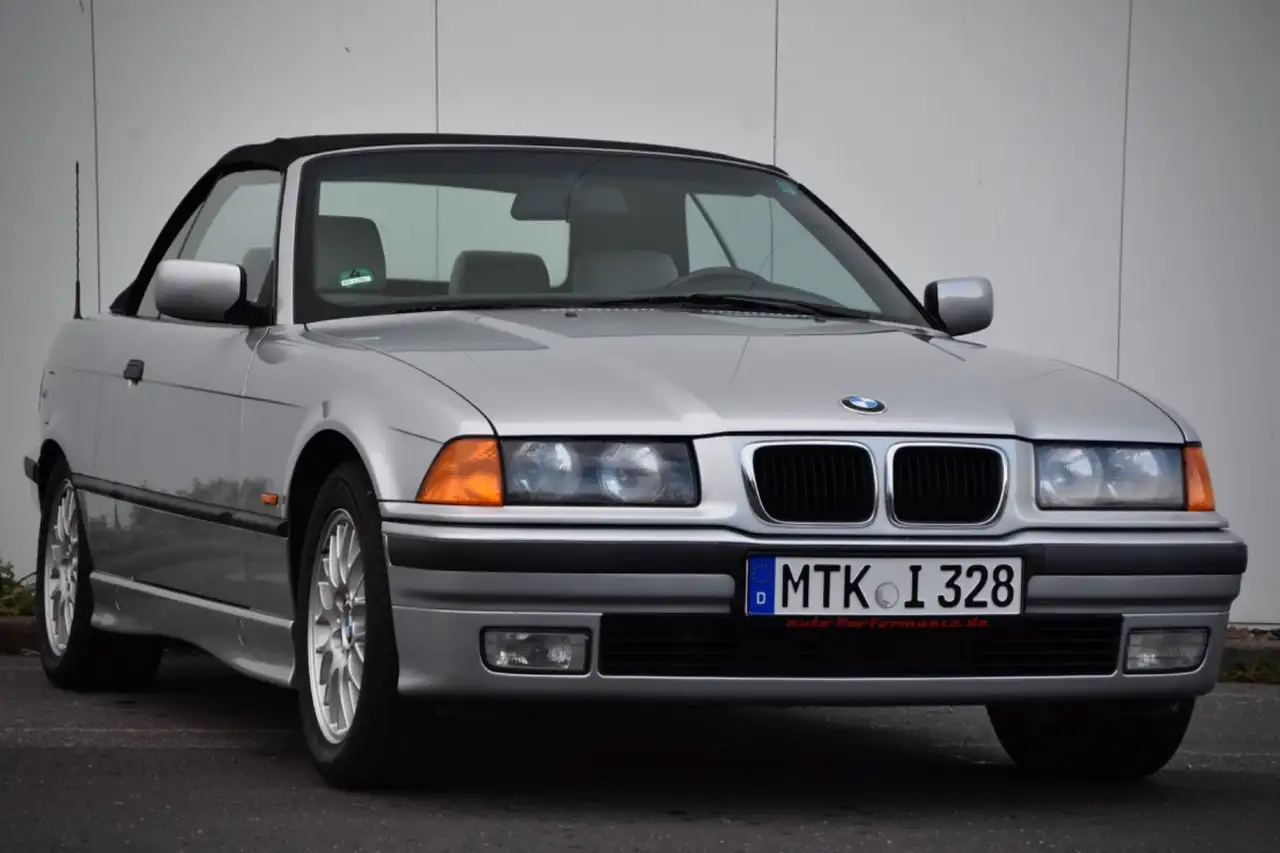 BMW 328