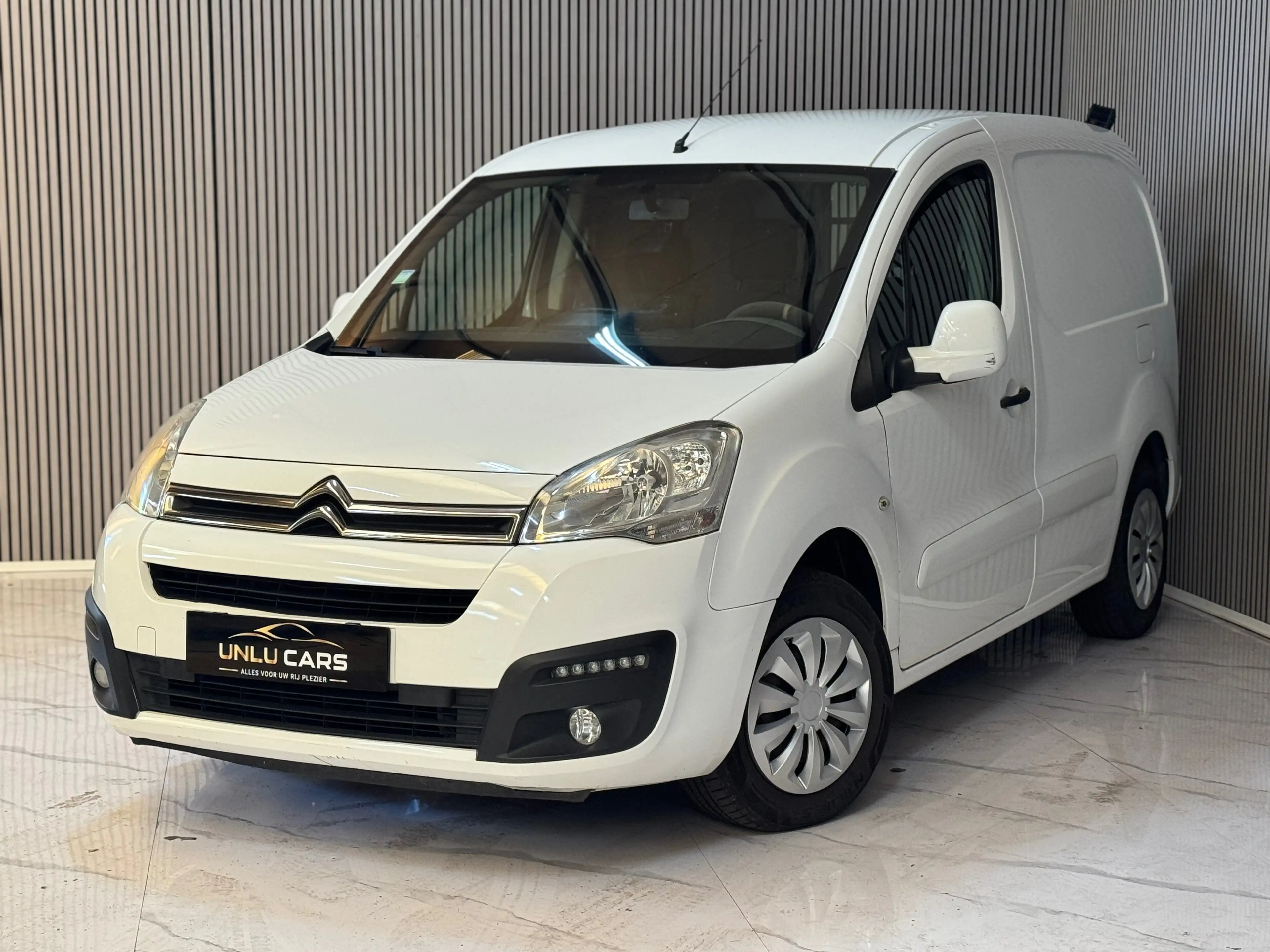 Citroen Berlingo 1.6 BlueHDi L1 Easy Pack — photo 9
