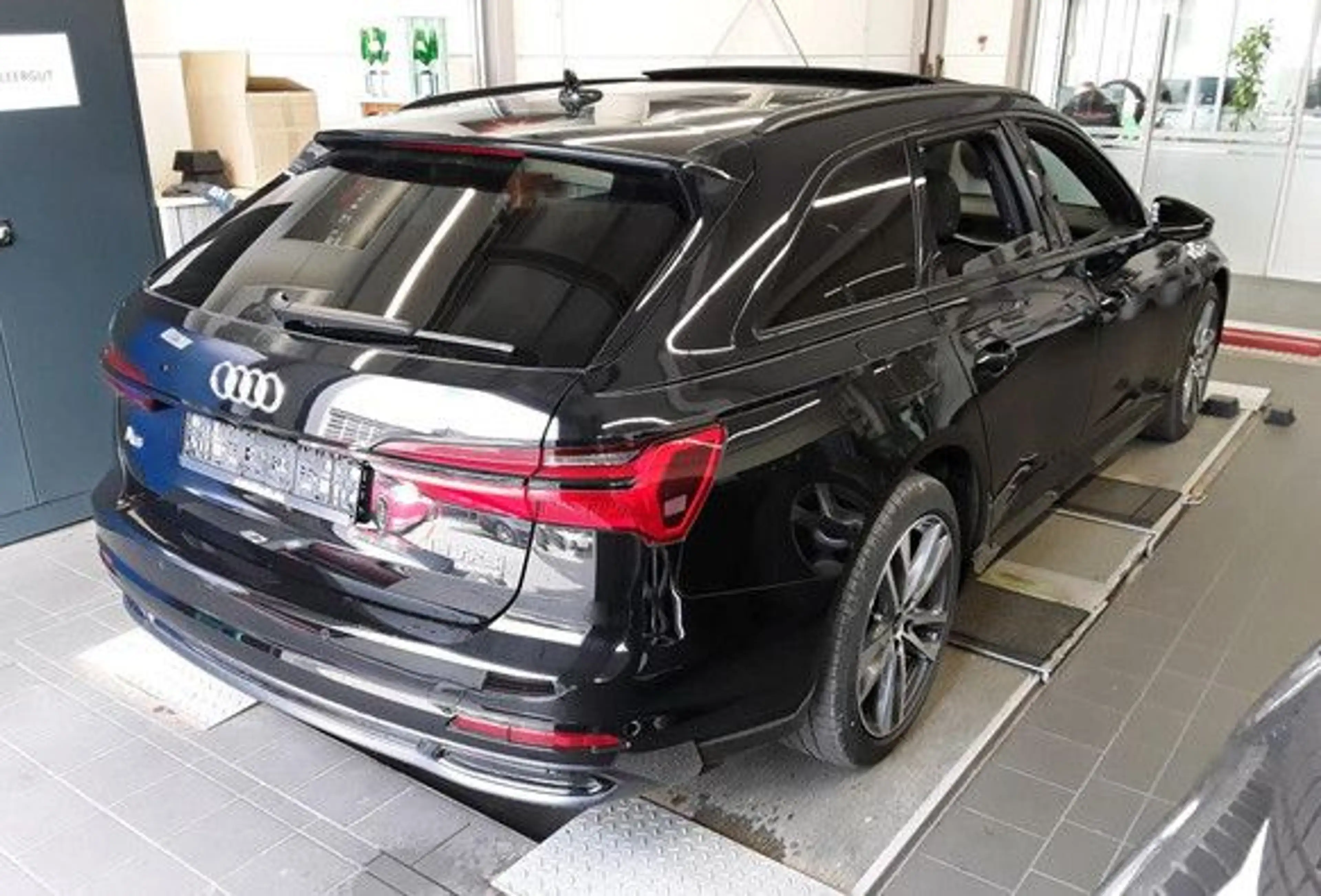 Audi A6 Avant 45 TFSI quattro Panorama/Memory/Kamera — photo 4