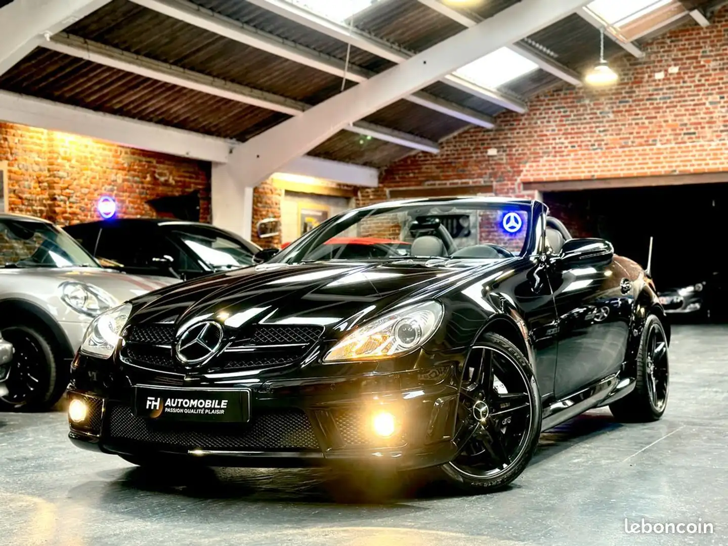 Mercedes-Benz SLK Classe 55 AMG V8 5,4L 360 ch Régulateur, Bluetooth, Harman Kardon Historique d’entretien Mercedes État exceptionnel Negru - 1
