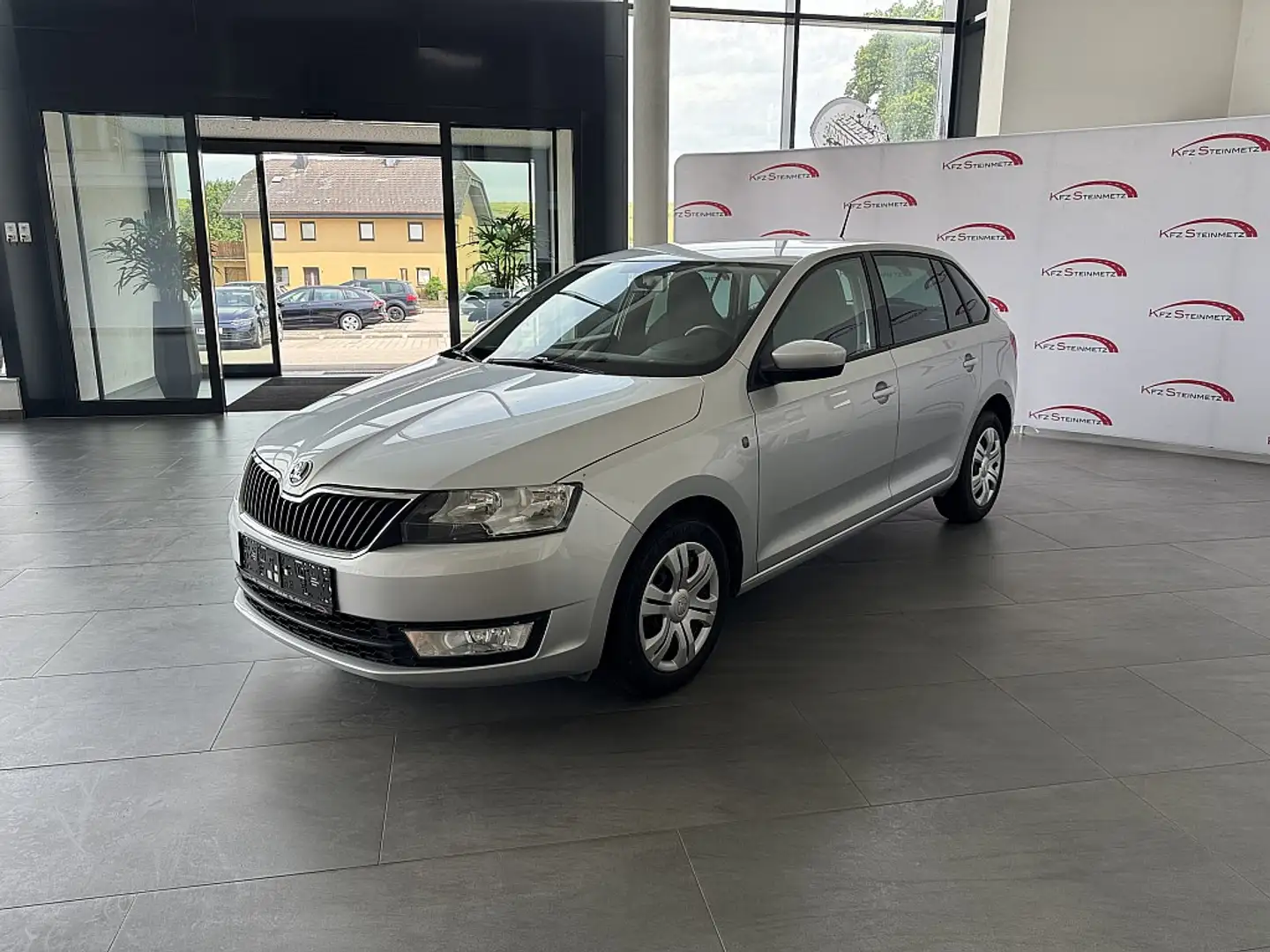 Skoda Rapid/Spaceback Rapid Spaceback 1,6 TDI Ambition Green tec Silber - 1