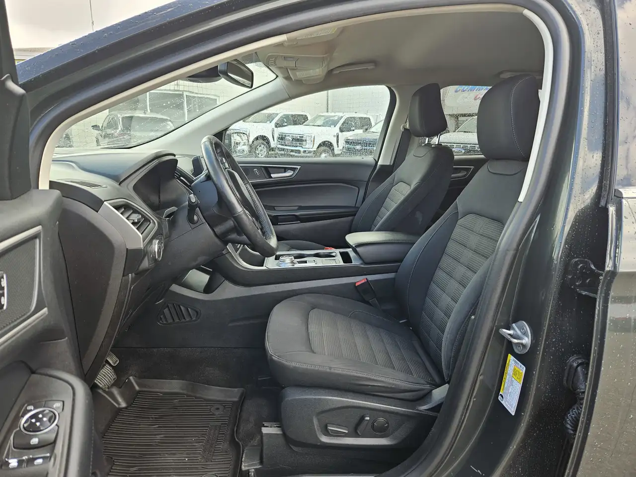 Ford Edge снимка Ford Edge