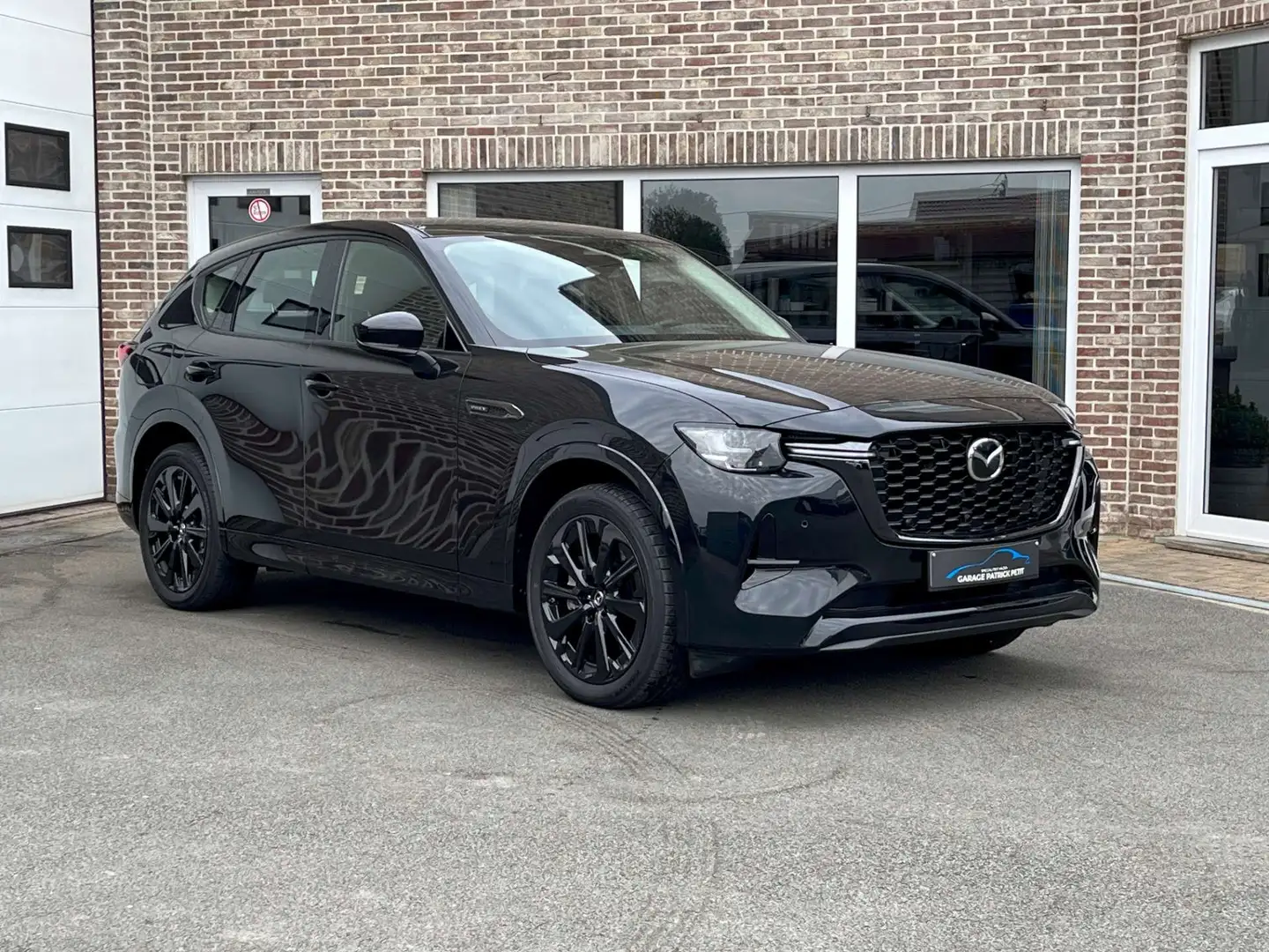 Mazda CX-60 2.5 e-Skyactiv PHEV AWD Homura / 18000km Zwart - 1