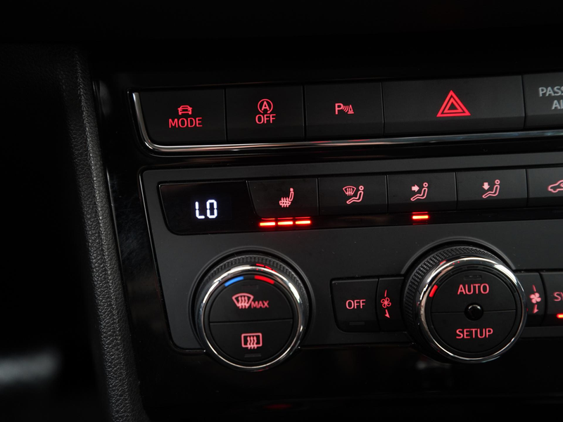SEAT Leon ST 1.5 TSI FR Ultimate Ed. DSG | Beats Carplay | S — photo 13