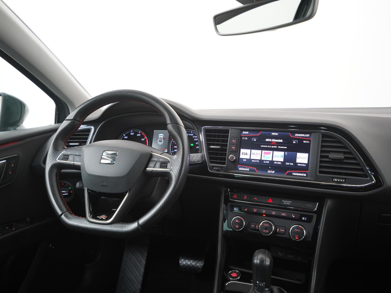 SEAT Leon ST 1.5 TSI FR Ultimate Ed. DSG | Beats Carplay | S — photo 6