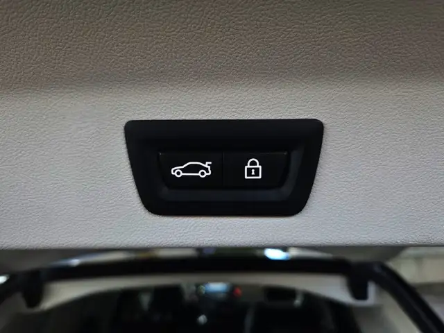 BMW X3 view 14