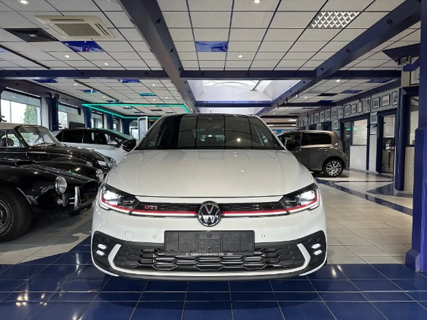 Volkswagen Polo GTI "Edition 25" DSG, NP: 41.763 € White - 2