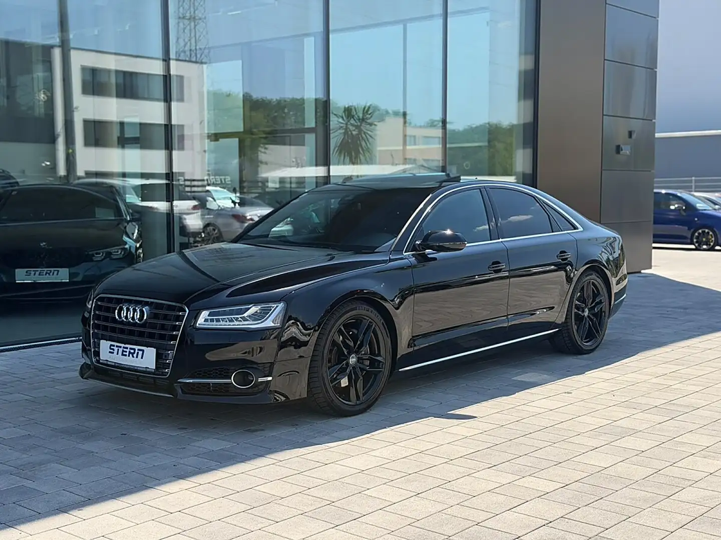 Audi A8 3,0 TDI clean Diesel quattro Tiptronic Schwarz - 1