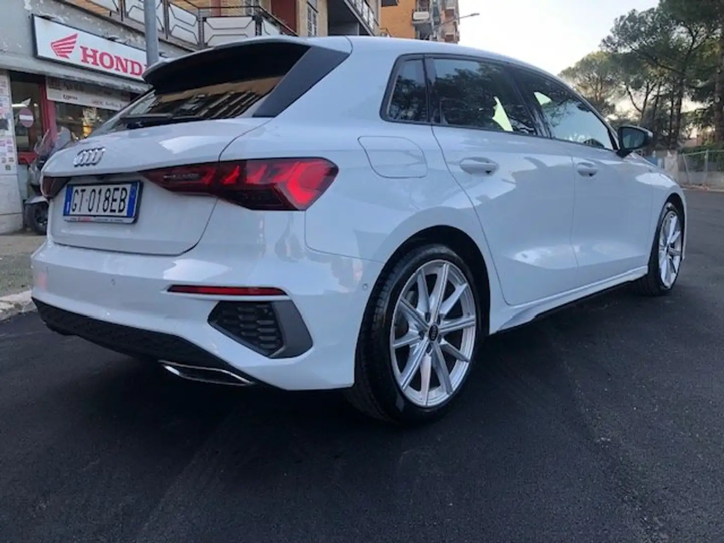 Audi A3 SBK 35 S line AUT VIRTUAL PREZZO REALE GARANZIA 12 Blanc - 2