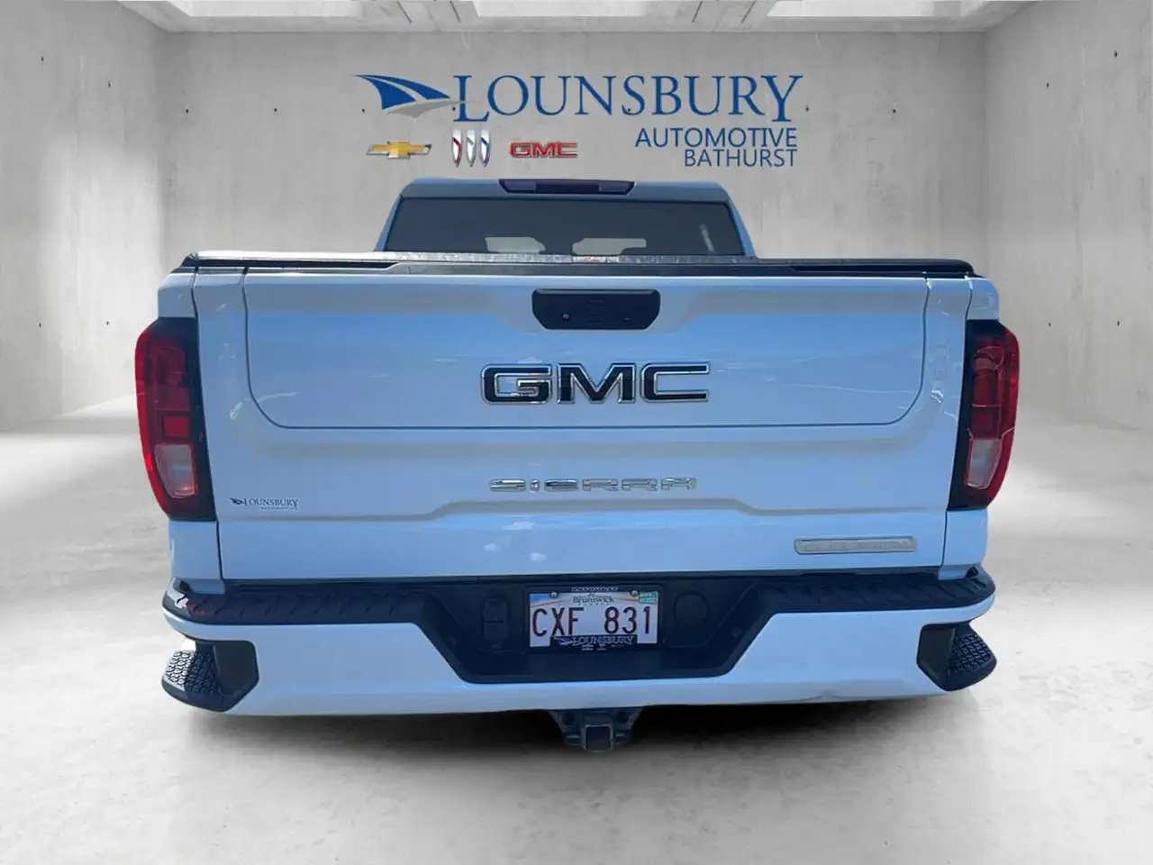 GMC Sierra 1500 снимка GMC Sierra 1500