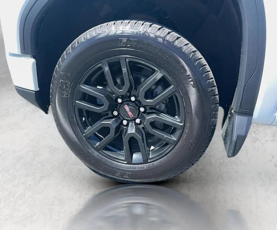 GMC Sierra 1500 снимка GMC Sierra 1500
