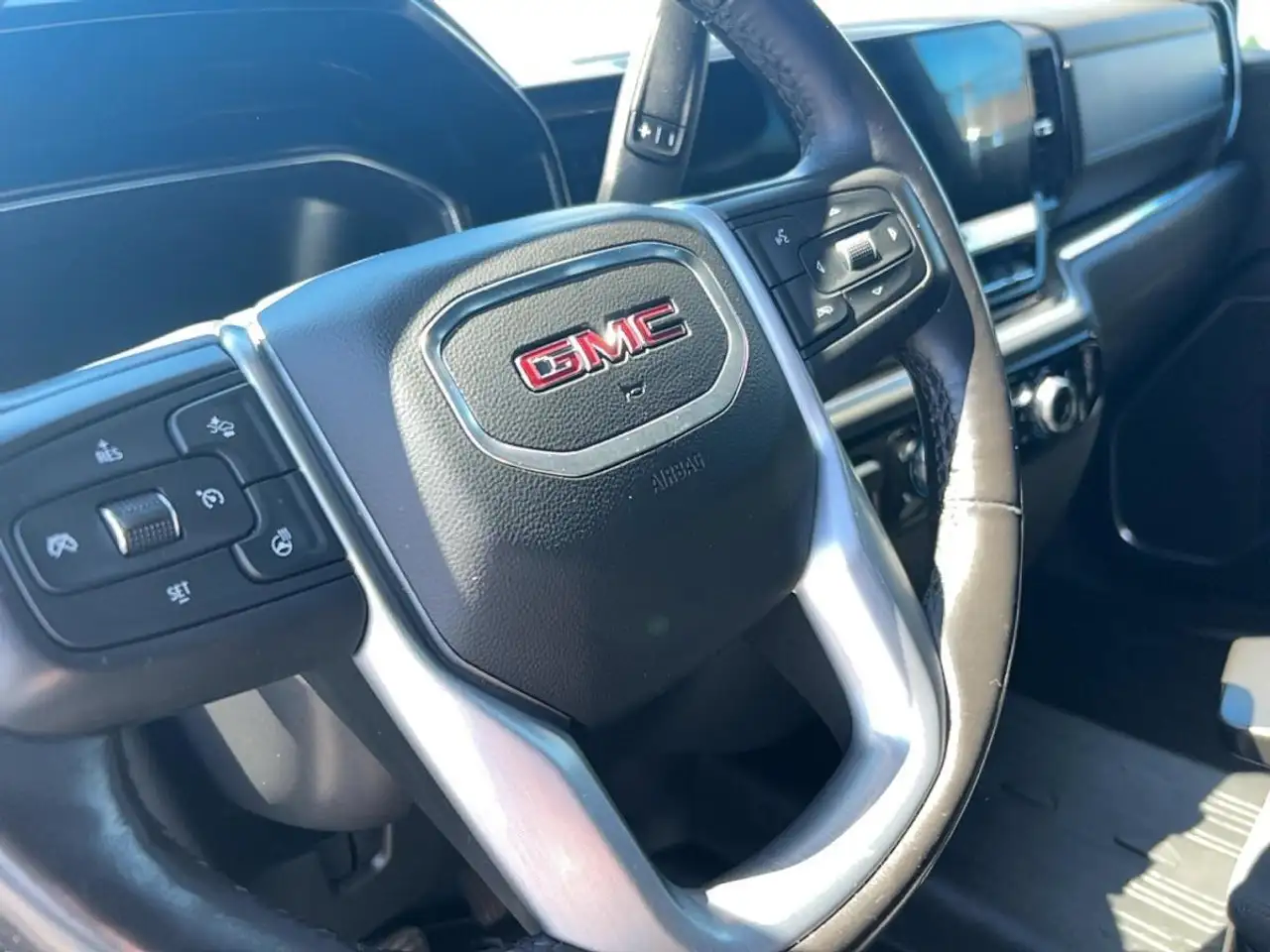 GMC Sierra 1500 снимка GMC Sierra 1500