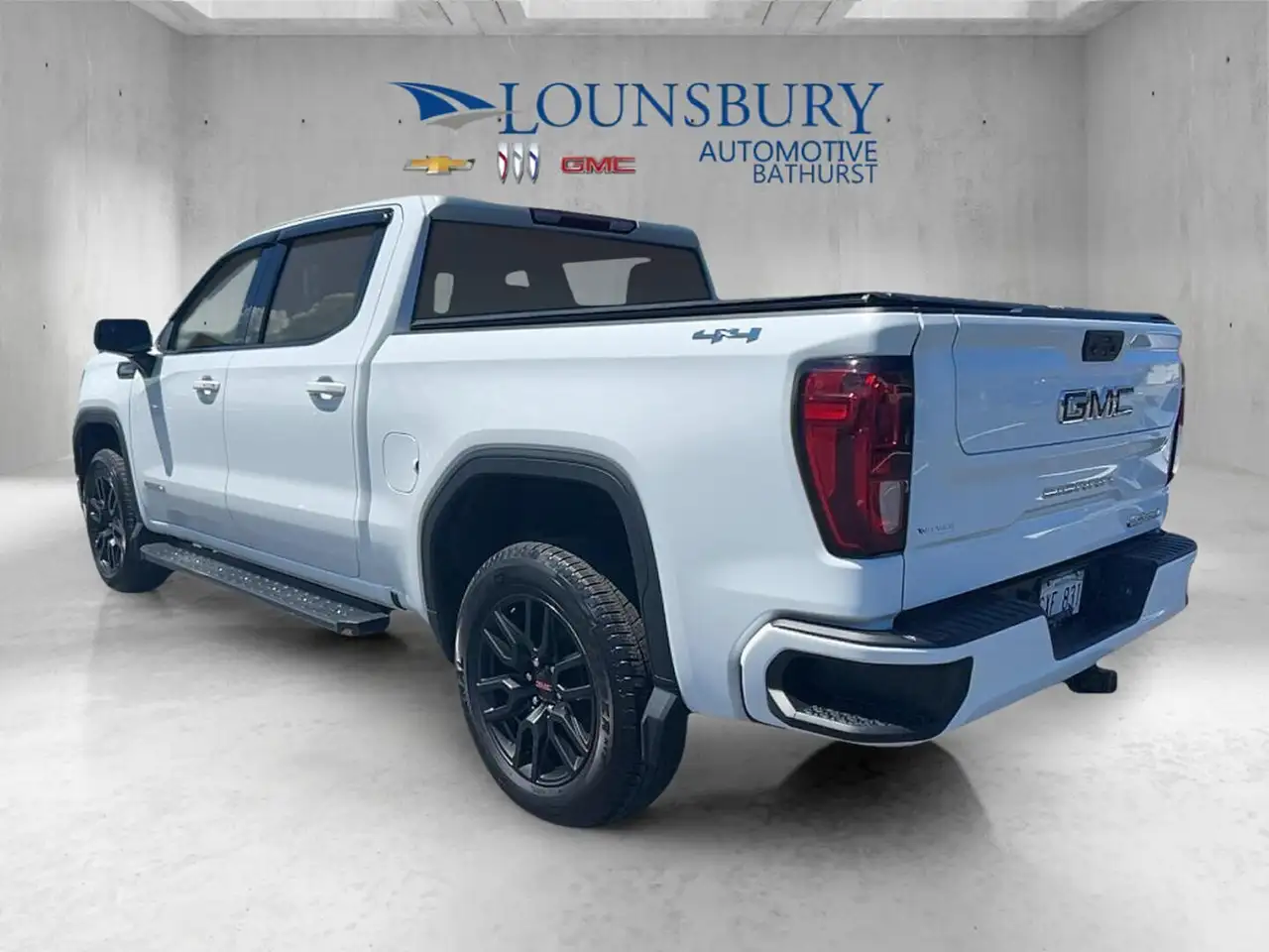 GMC Sierra 1500 снимка GMC Sierra 1500