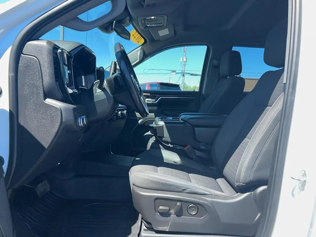 GMC Sierra 1500 снимка GMC Sierra 1500