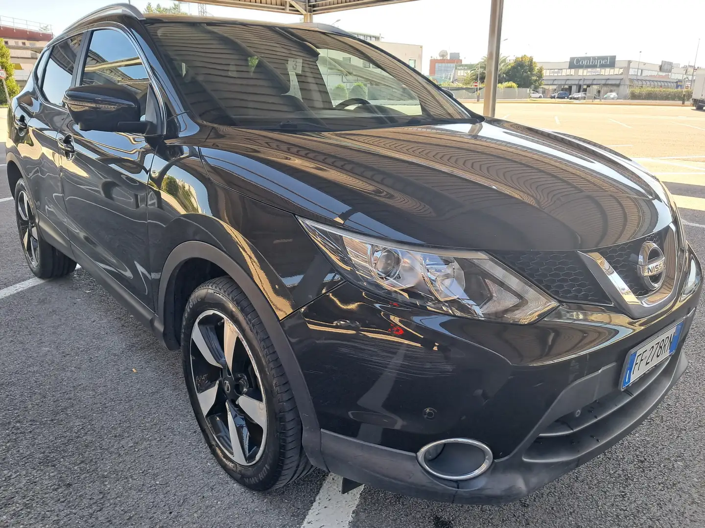 Nissan Qashqai Qashqai II 2014 1.2 dig-t Tekna 115cv xtronic E6 Nero - 2