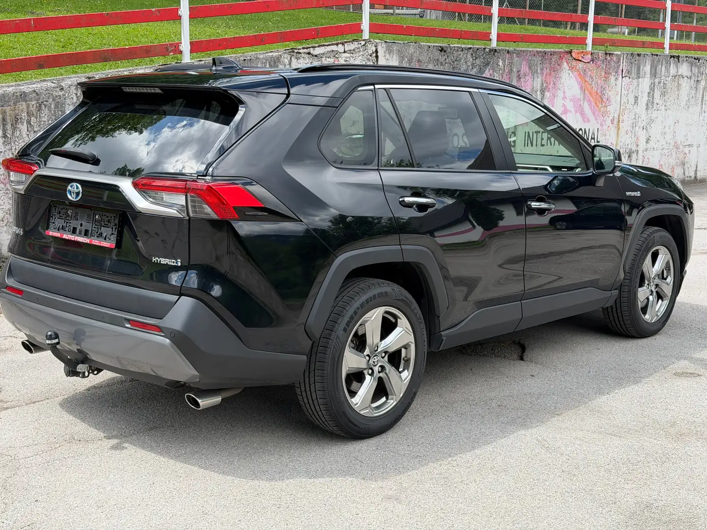 Toyota RAV 4 RAV4 2,5 Hybrid VIP AWD VIP Schwarz - 2