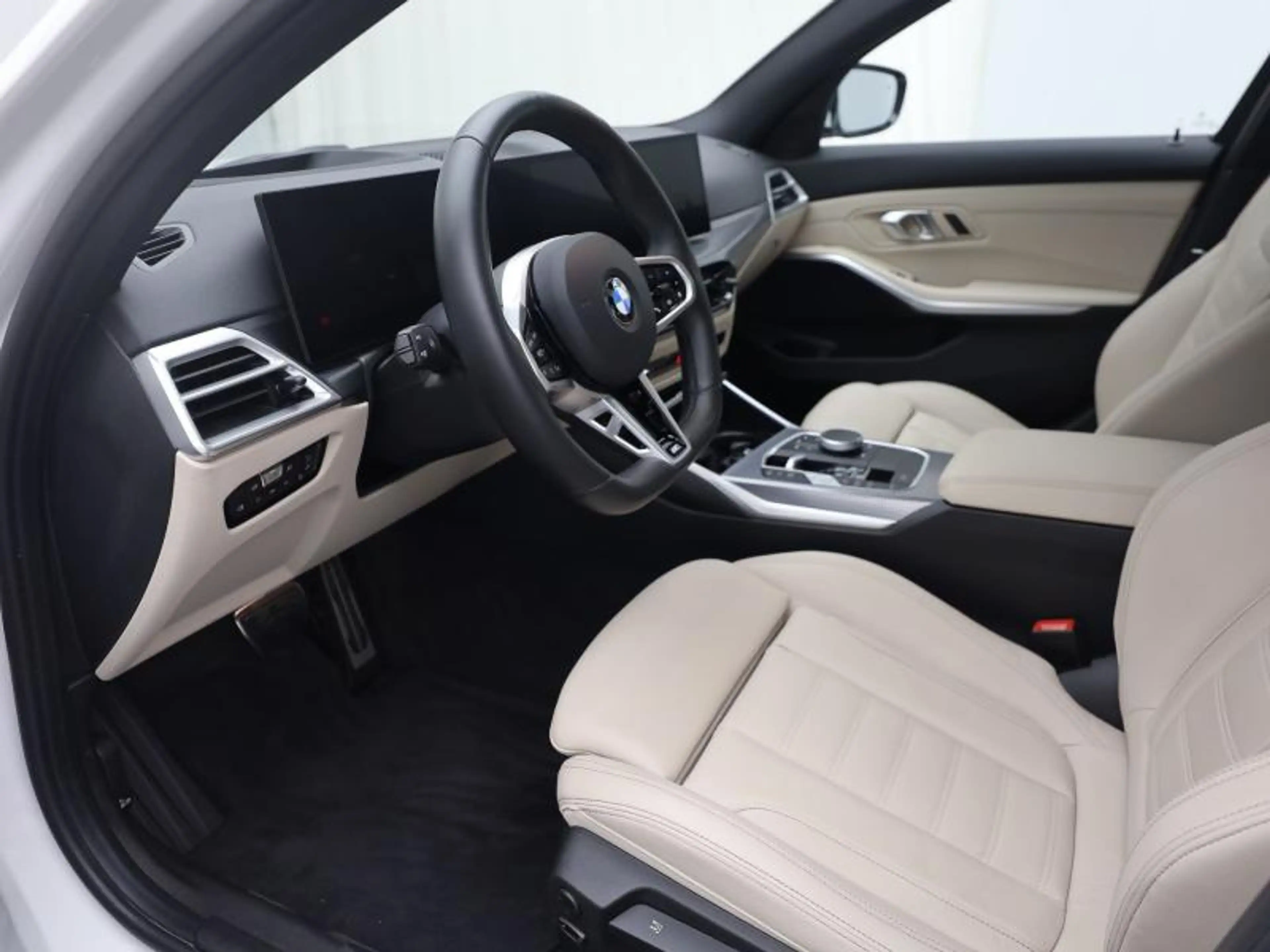 BMW 320 FACELIFT 2 - LEDER - HIFI — photo 7