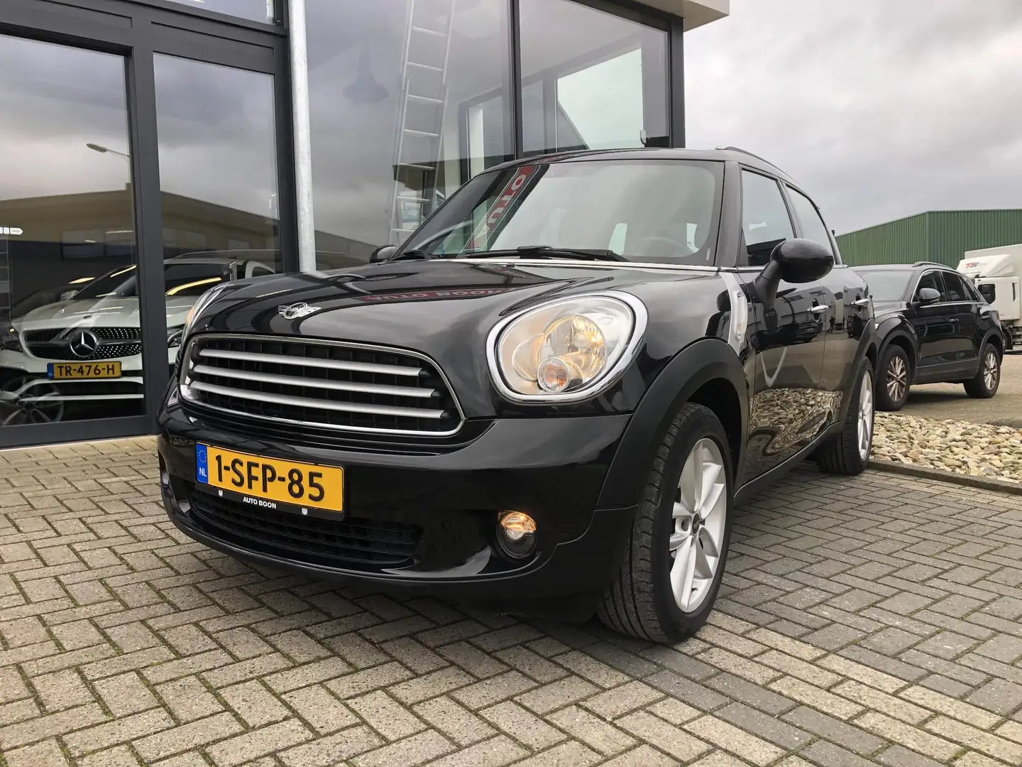 MINI Cooper Countryman Mini 1.6 122PK CHILI /NAVI/PDC/CLIMA/1E.EIG /KM=NA Чорний - 2
