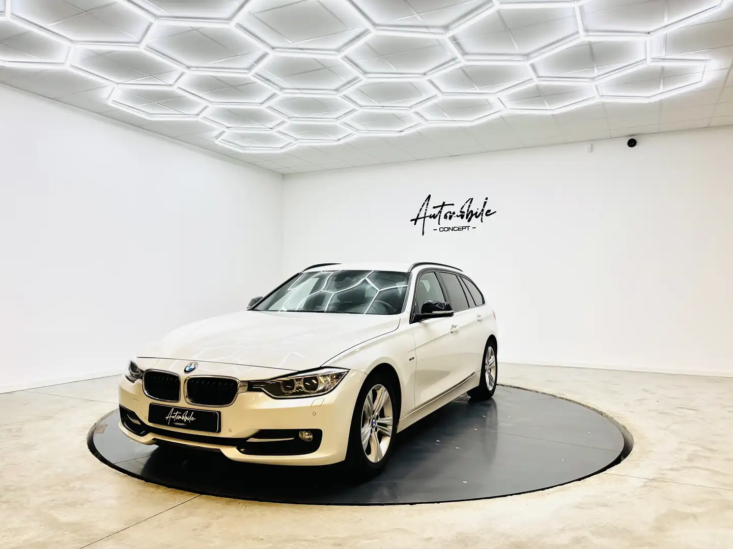 BMW 318 ✅1AN GARANTIE✅SPORT✅LED✅BOITE AUTO✅CUIR Beyaz - 1