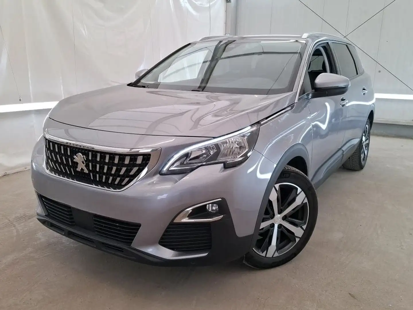 Peugeot 5008 1,2 PureTech ALU NAVI 7-Sitzer Gris - 1